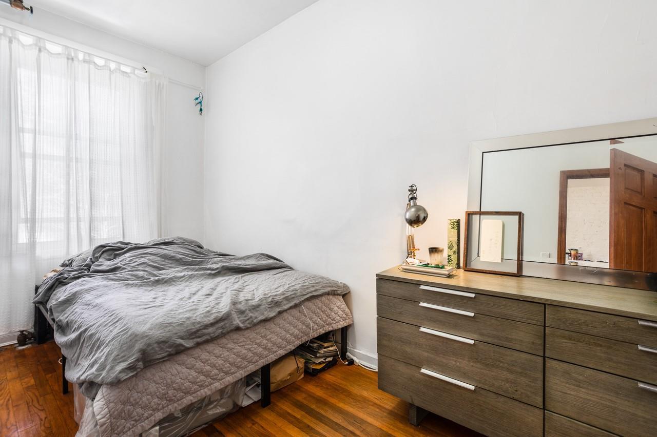 Single Family East 40 Street  Manhattan, NY 10016, MLS-874436-6