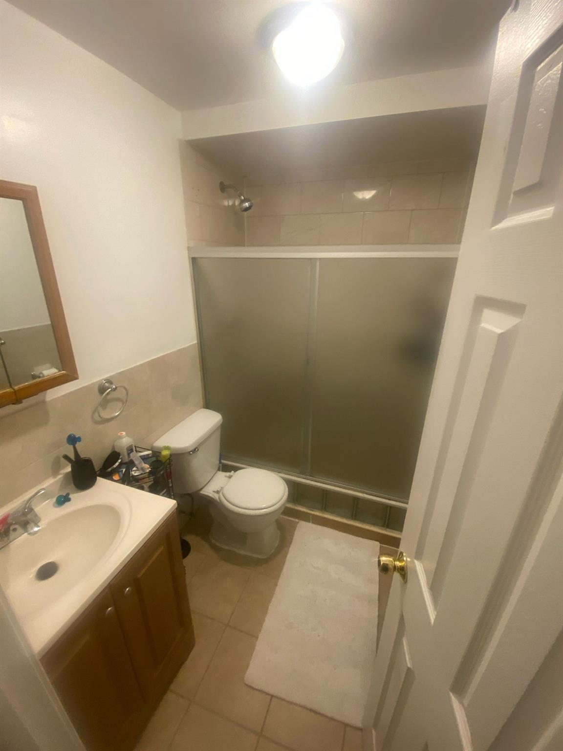 Single Family Rosedale  Bronx, NY 10460, MLS-874448-18