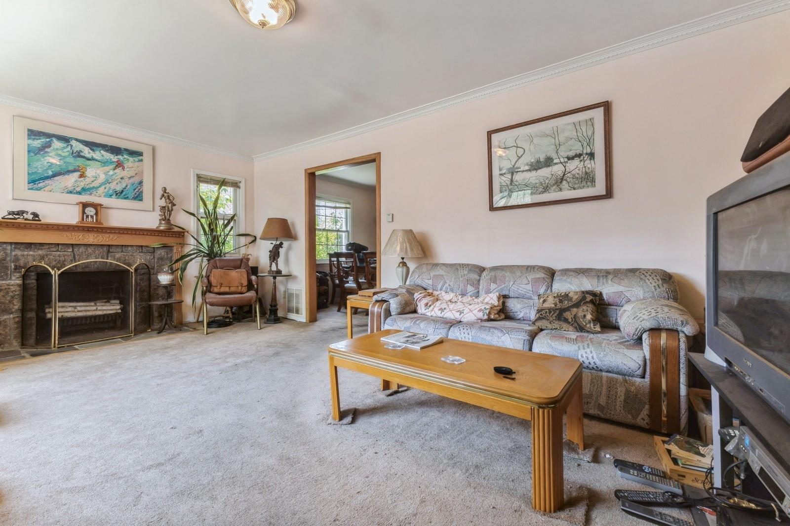 Single Family 13th Ave  Queens, NY 11357, MLS-874455-13