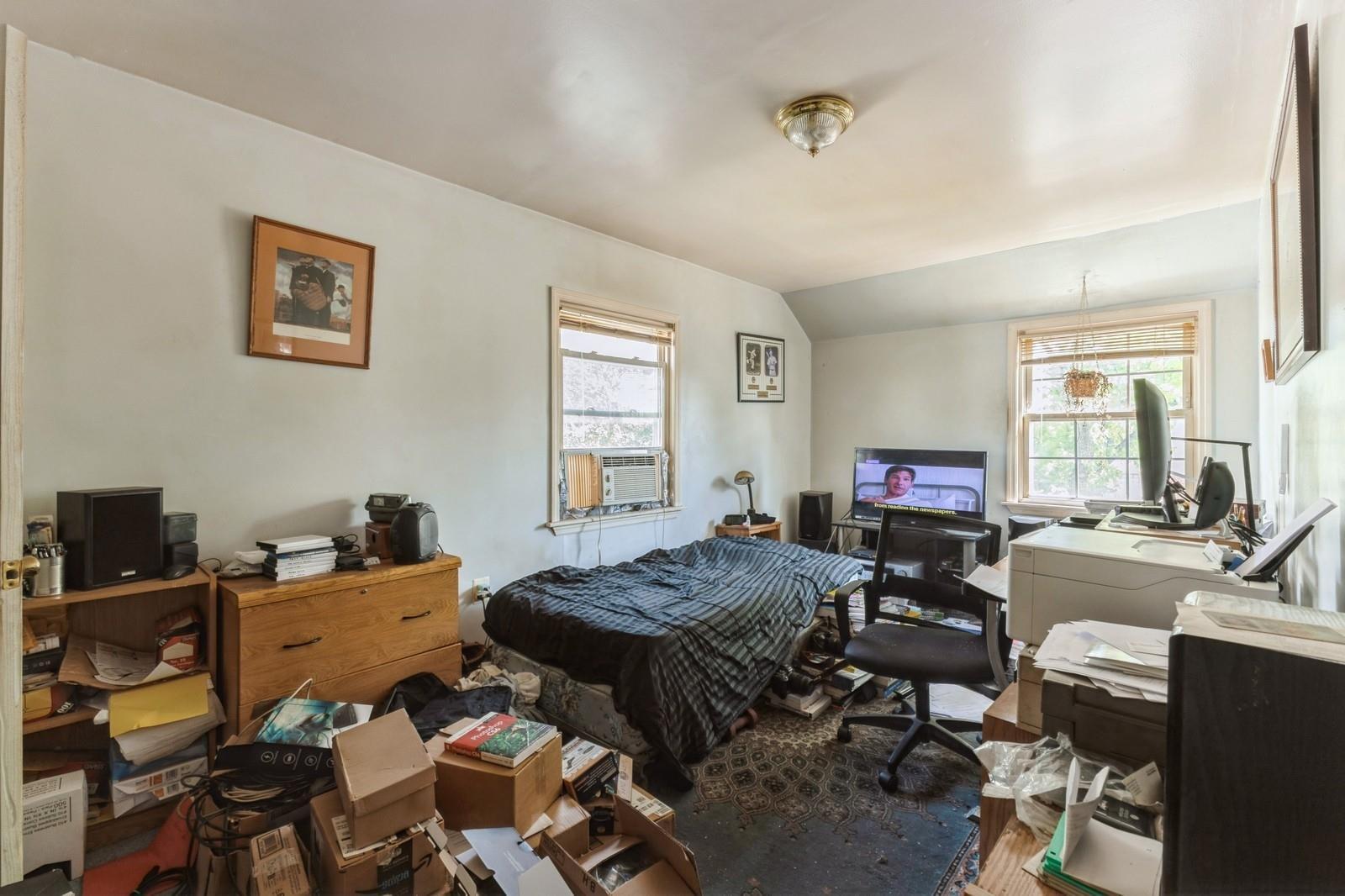 Single Family 13th Ave  Queens, NY 11357, MLS-874455-29