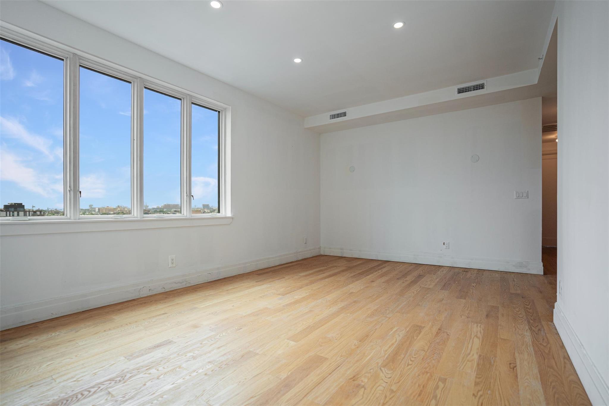Condo Myrtle Avenue  Brooklyn, NY 11206, MLS-874490-8