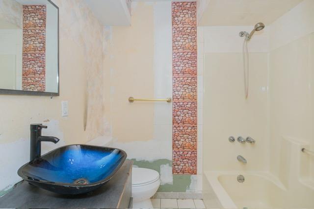 Single Family Wingham  Staten Island, NY 10303, MLS-874491-28