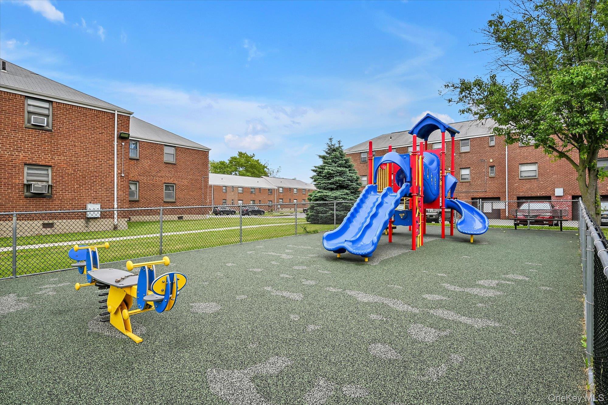 Coop 160th  Queens, NY 11357, MLS-874503-12