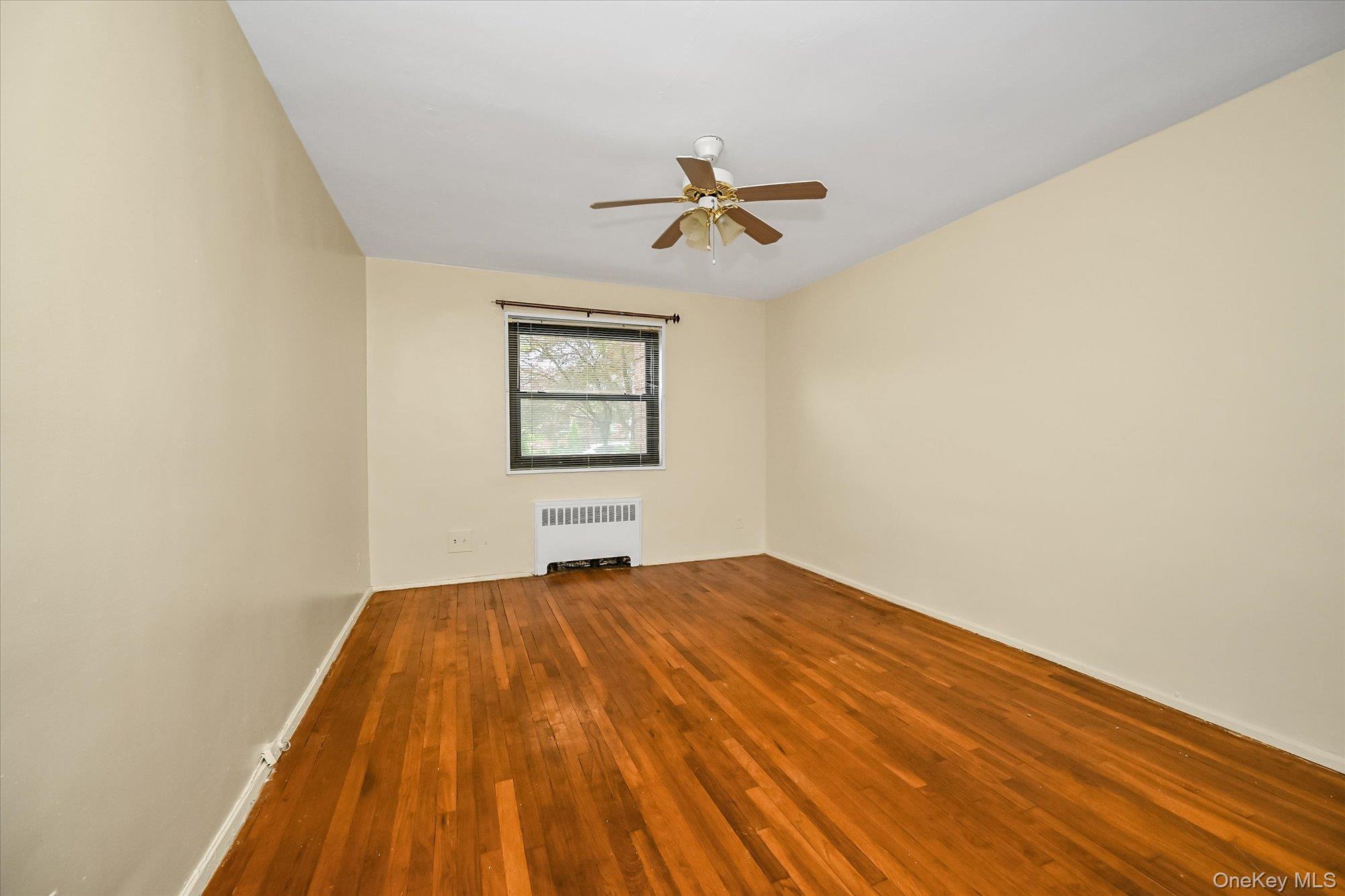 Coop 160th  Queens, NY 11357, MLS-874503-9