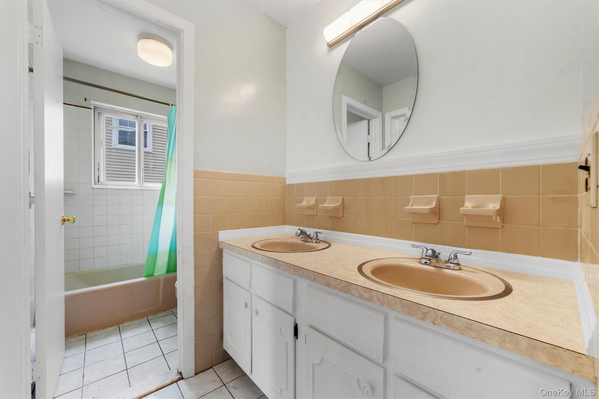 Single Family Maple  Westchester County, NY 10520, MLS-874505-22