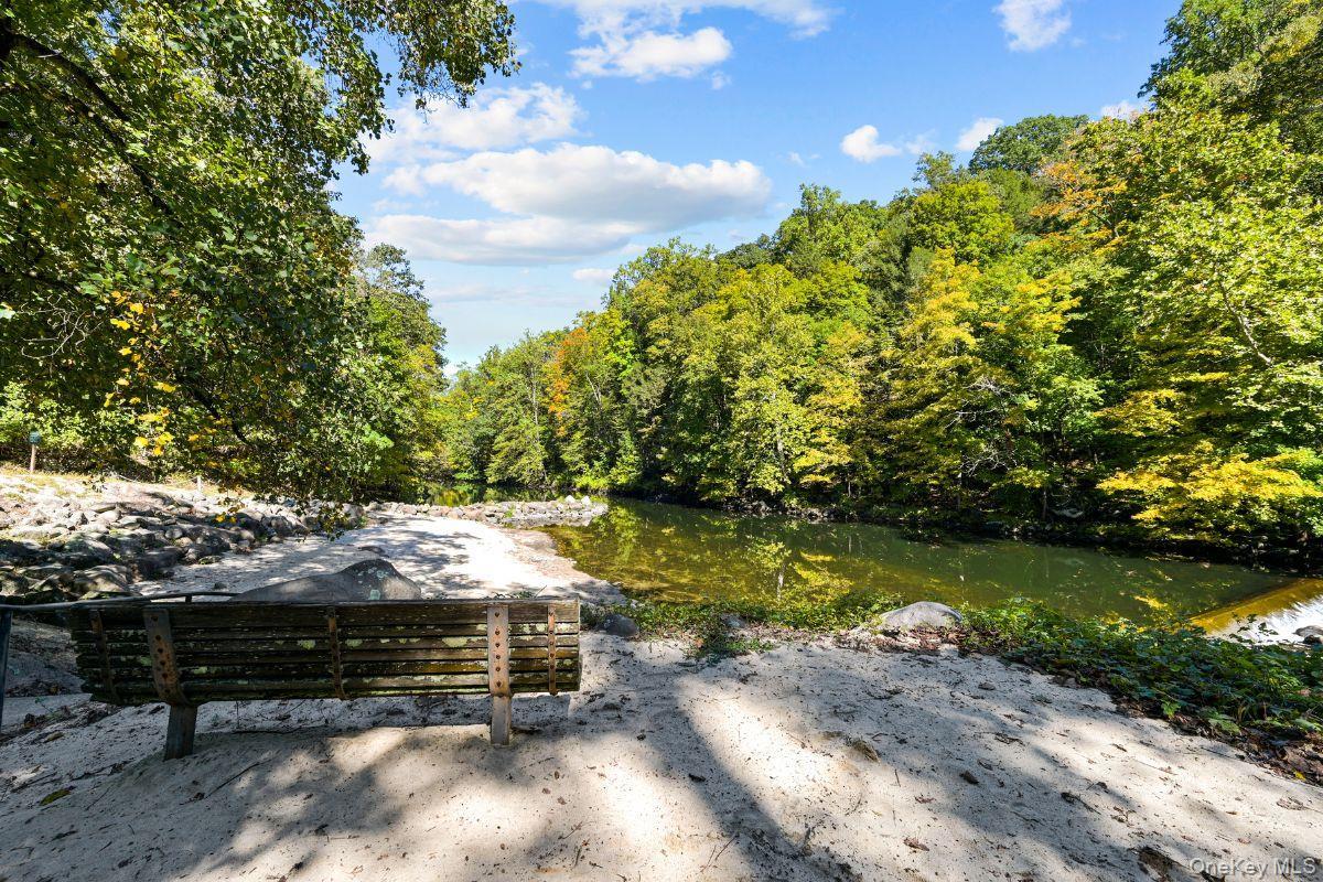 Single Family Maple  Westchester County, NY 10520, MLS-874505-46