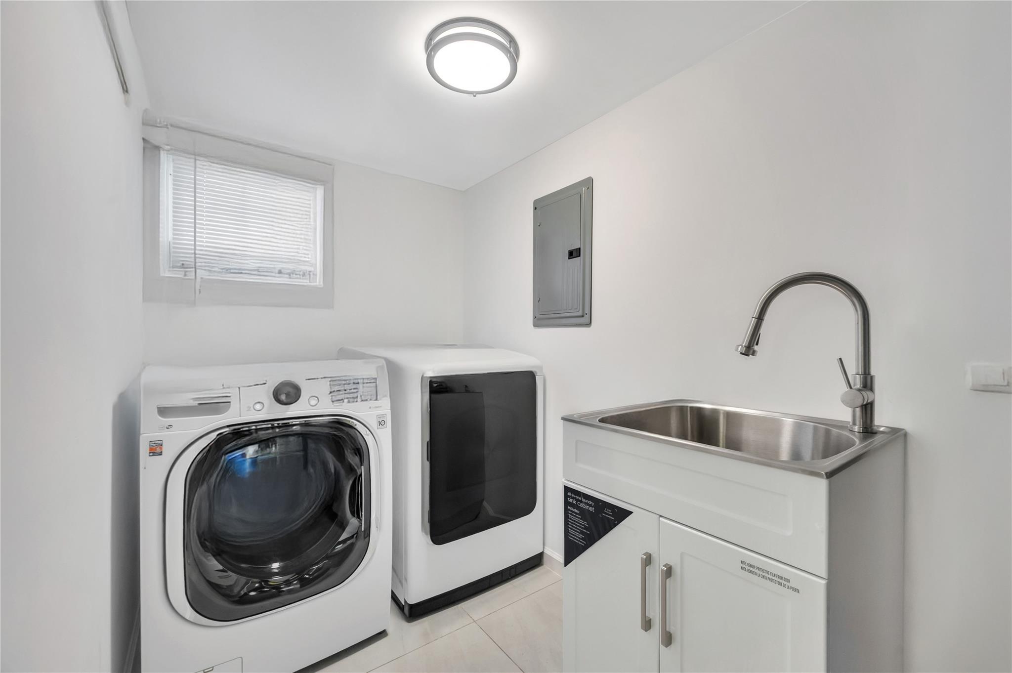 Single Family 66th  Queens, NY 11362, MLS-874507-27