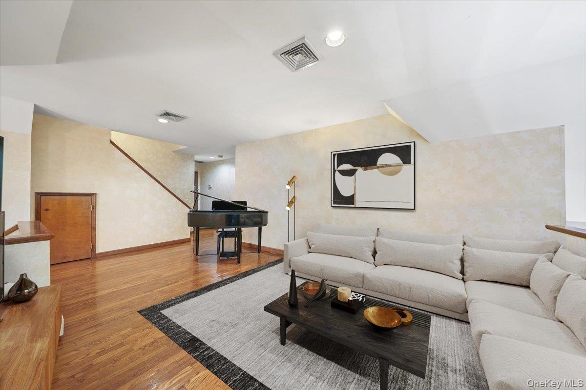 Single Family Lookout  Orange County, NY 10987, MLS-874523-24