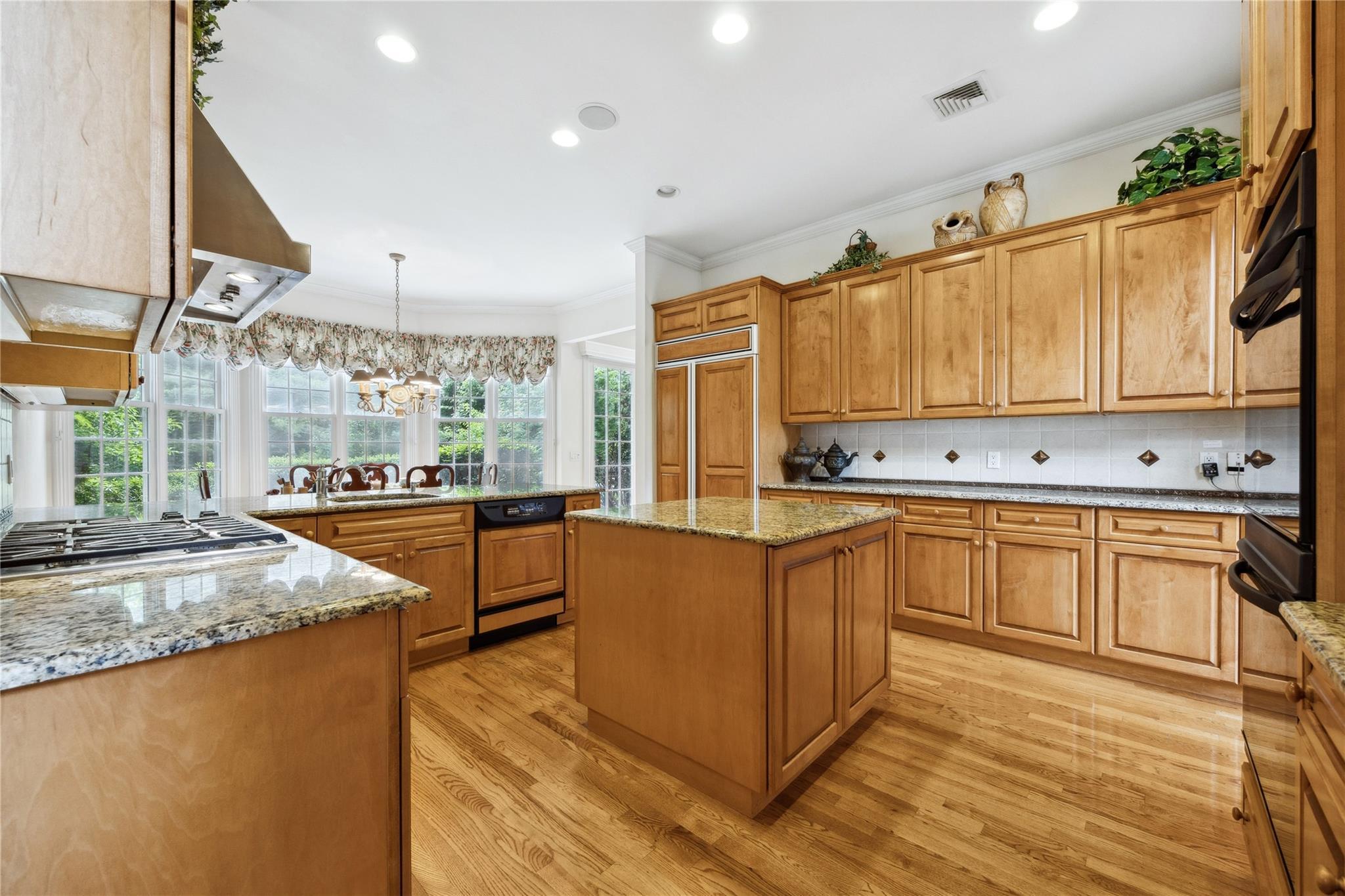 Single Family Stone Hill  Nassau County, NY 11030, MLS-874551-6