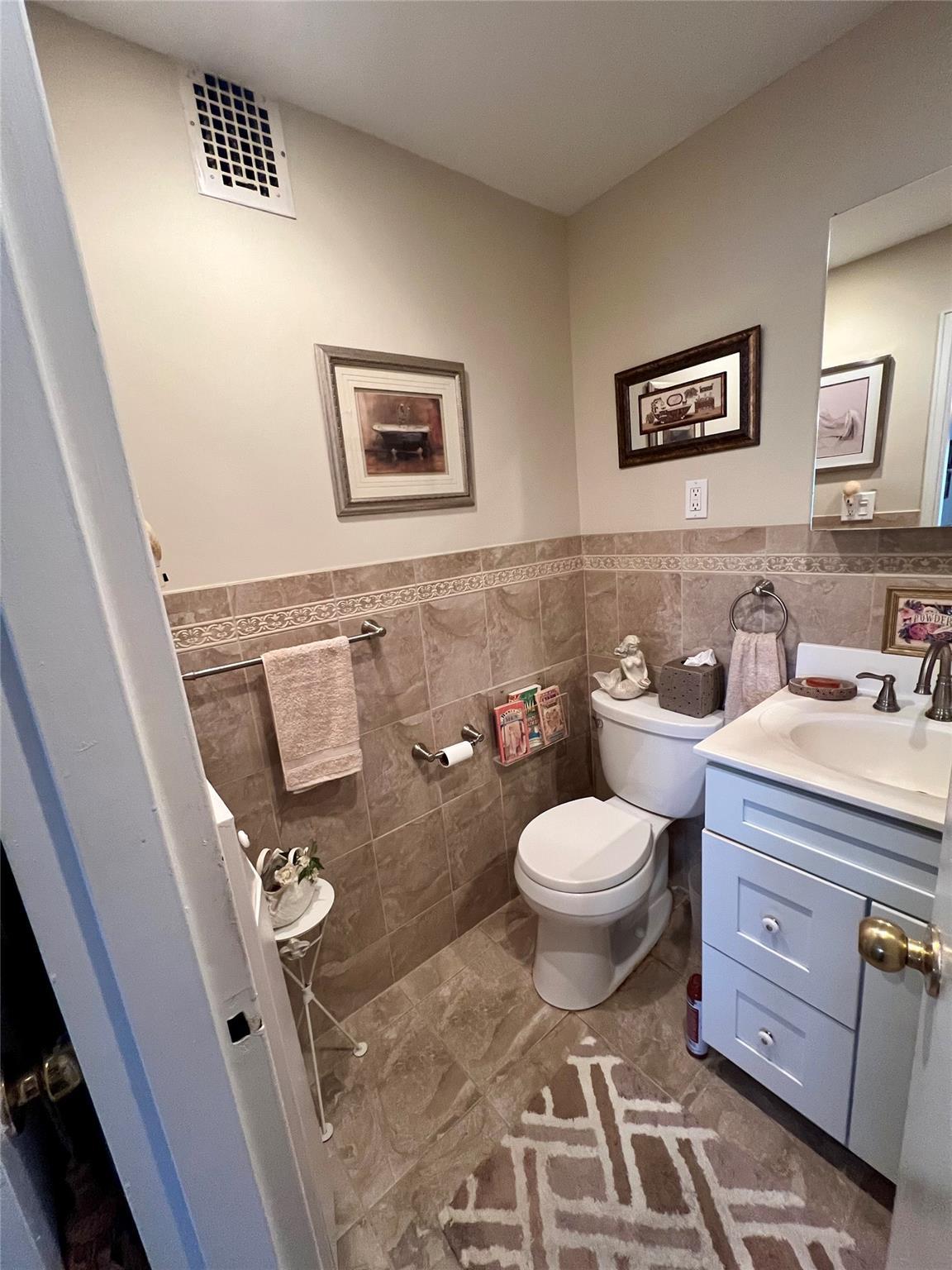 Condo 151  Queens, NY 11414, MLS-874562-7