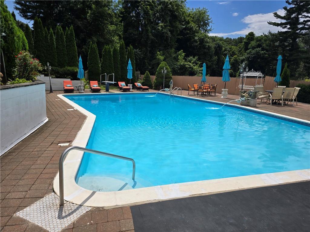 Single Family Kenilworth  Westchester County, NY 10580, MLS-874563-19