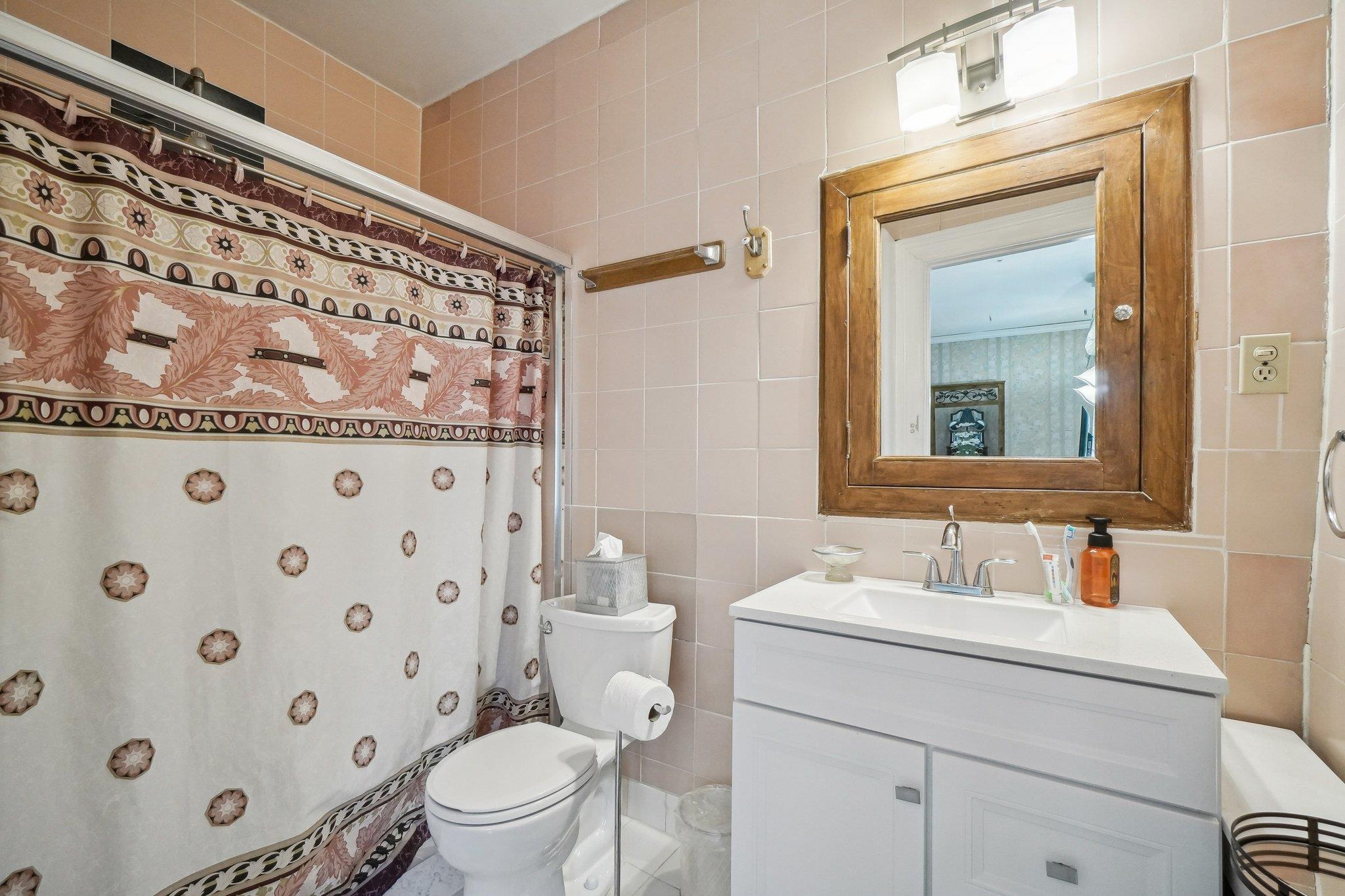 Single Family Kenilworth  Westchester County, NY 10580, MLS-874563-31