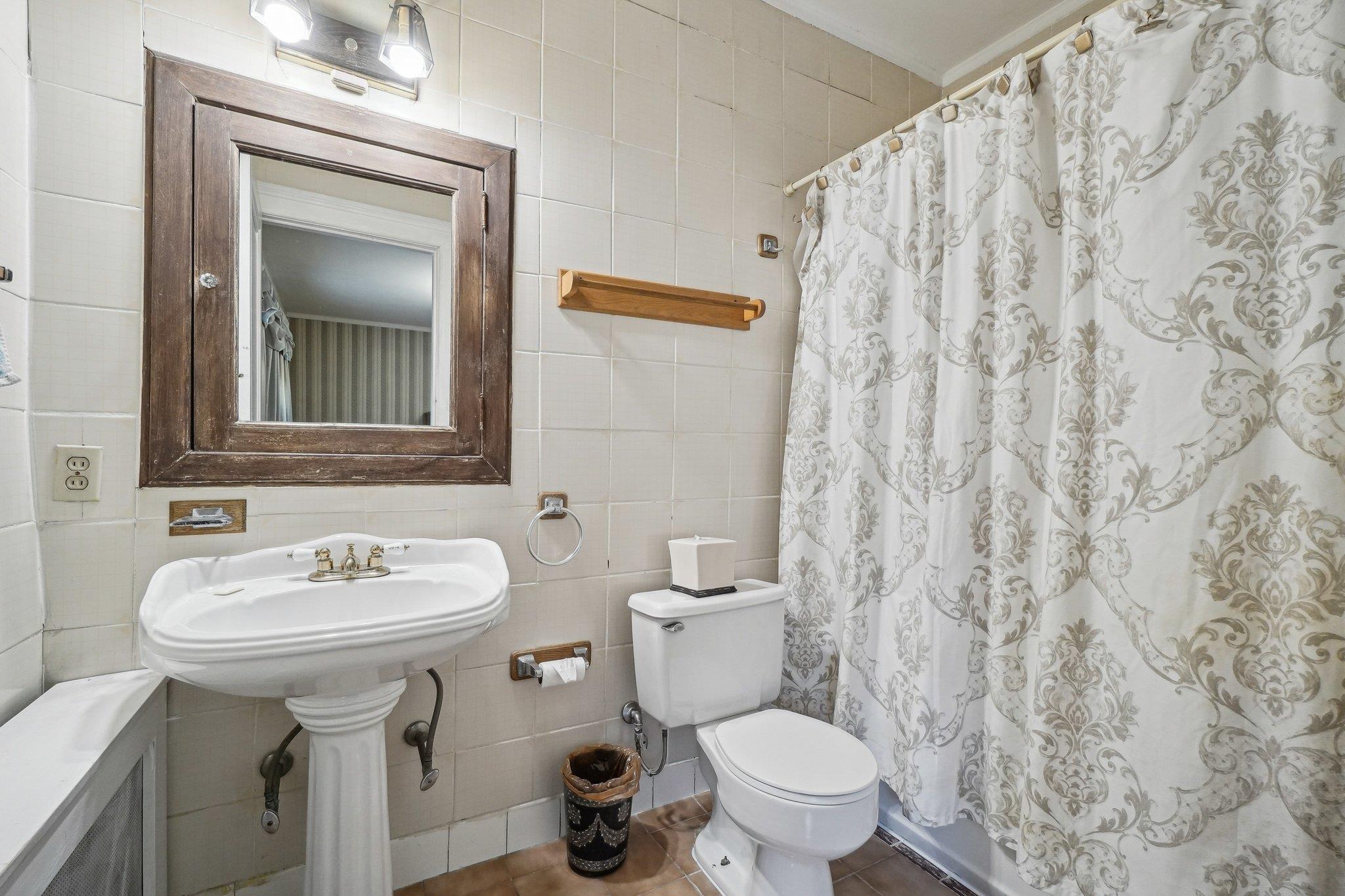 Single Family Kenilworth  Westchester County, NY 10580, MLS-874563-37
