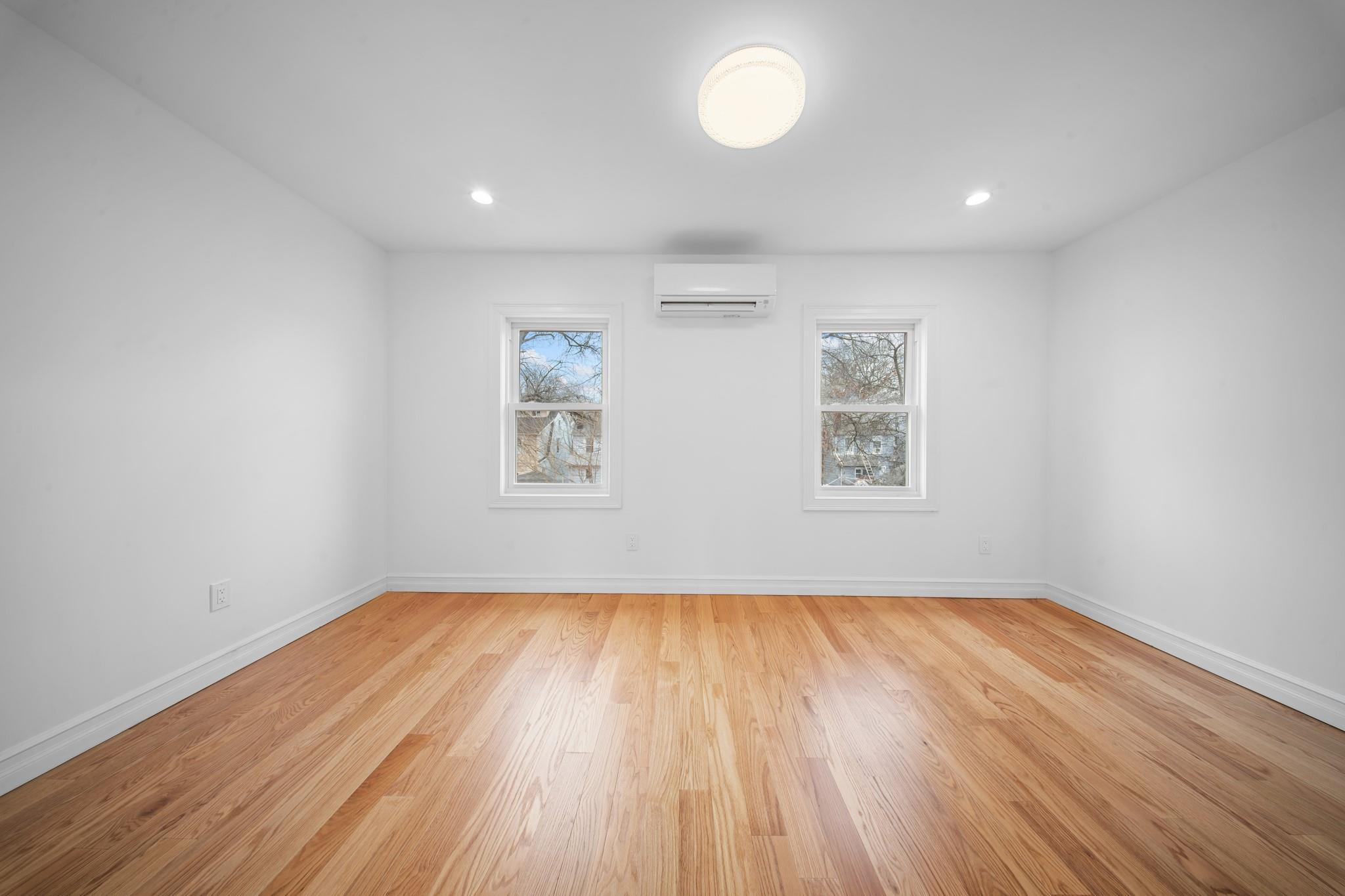 Single Family 140th  Queens, NY 11436, MLS-874566-10