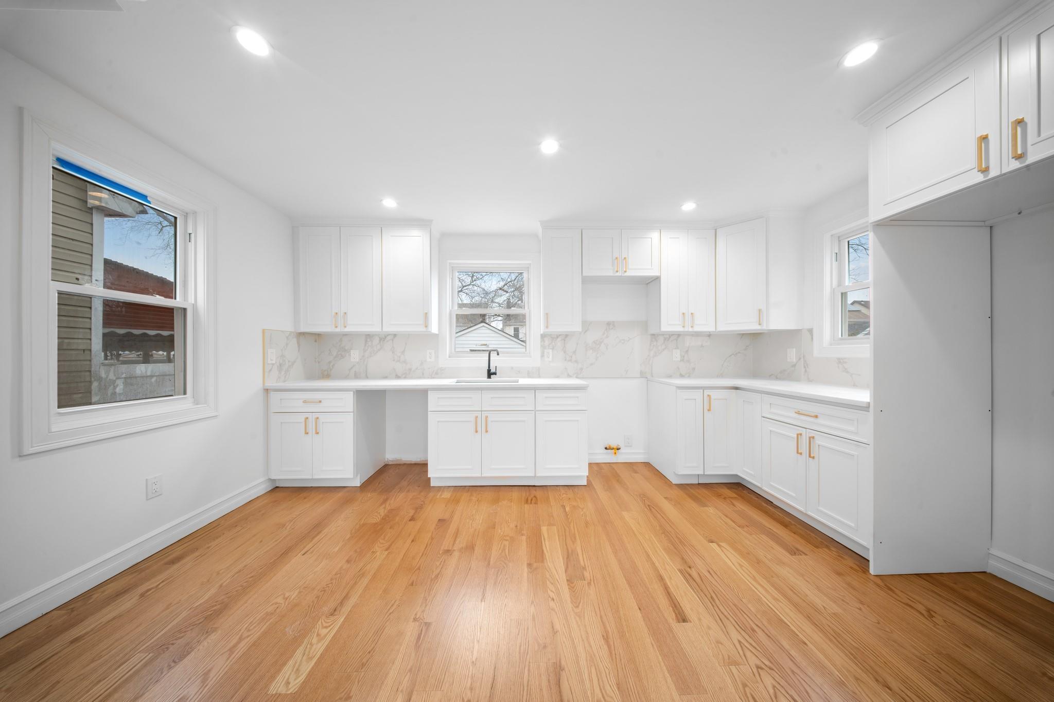 Single Family 140th  Queens, NY 11436, MLS-874566-3