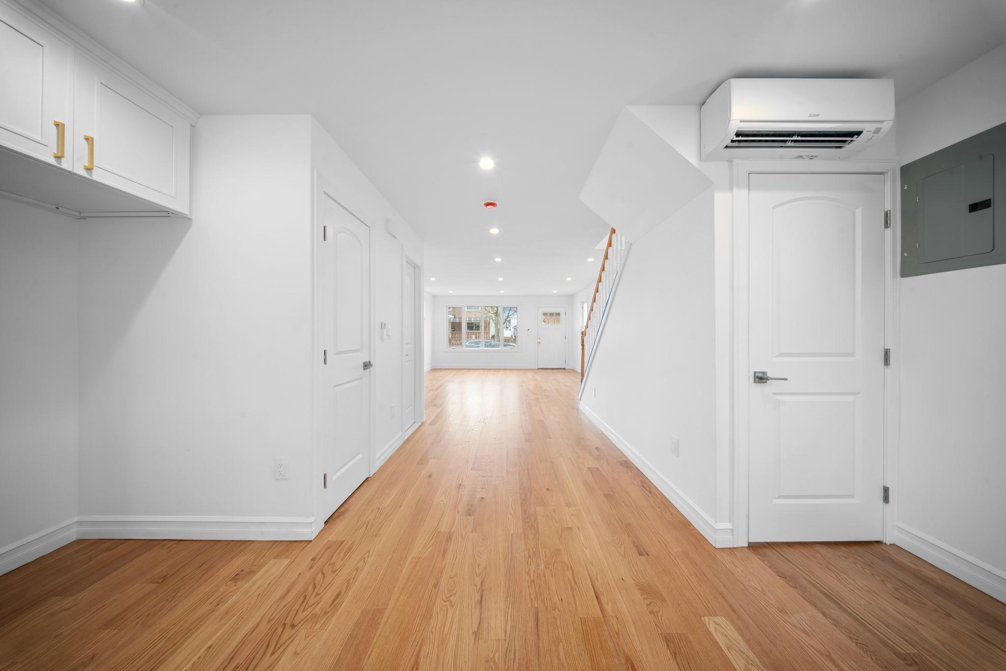 Single Family 140th  Queens, NY 11436, MLS-874566-5