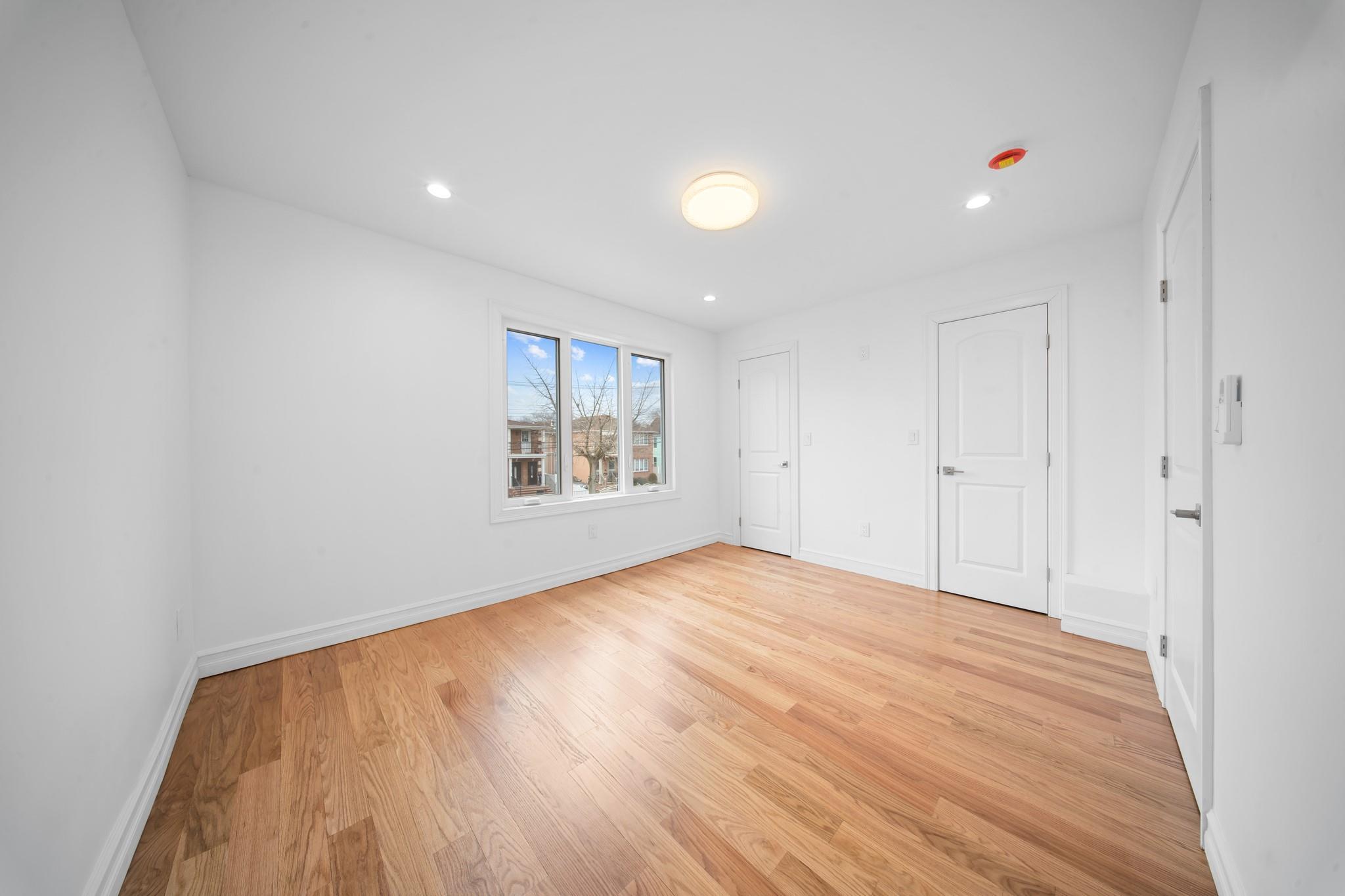Single Family 140th  Queens, NY 11436, MLS-874566-8