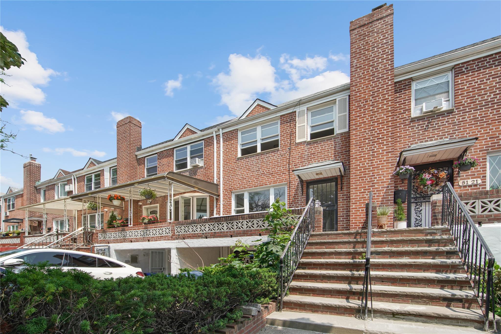 Single Family 64th  Queens, NY 11377, MLS-874567-15