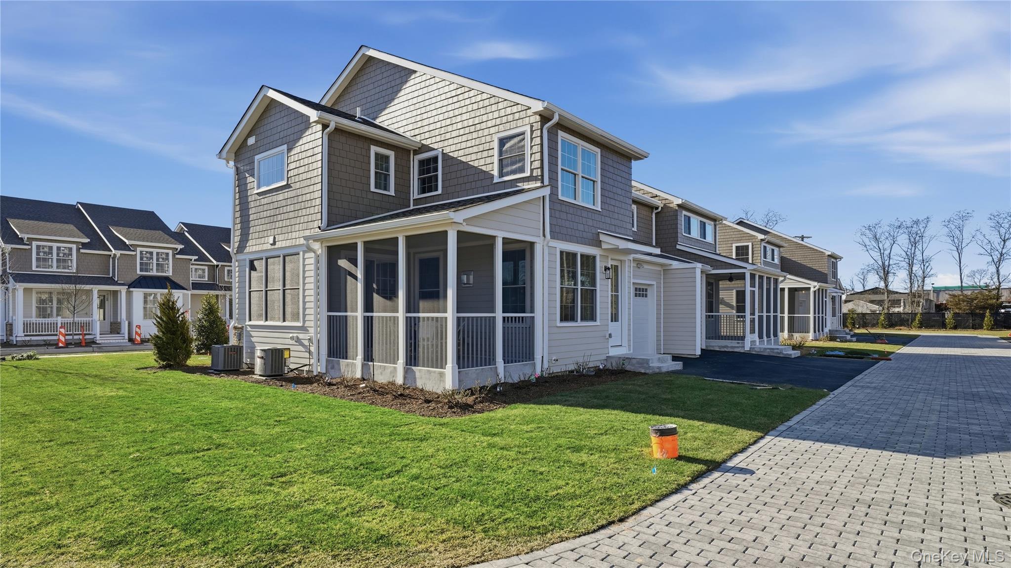 Condo Rogers  Suffolk County, NY 11978, MLS-874591-3