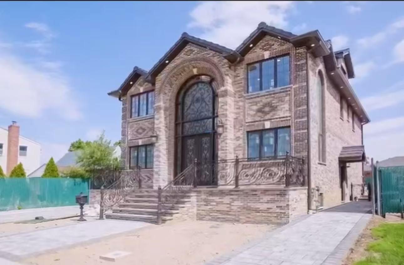 Single Family 157th  Queens, NY 11357, MLS-874597-10