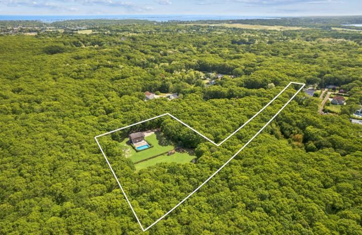 Single Family North Magee  Suffolk County, NY 11968, MLS-874606-12