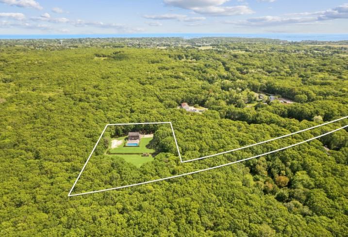 Single Family North Magee  Suffolk County, NY 11968, MLS-874606-13