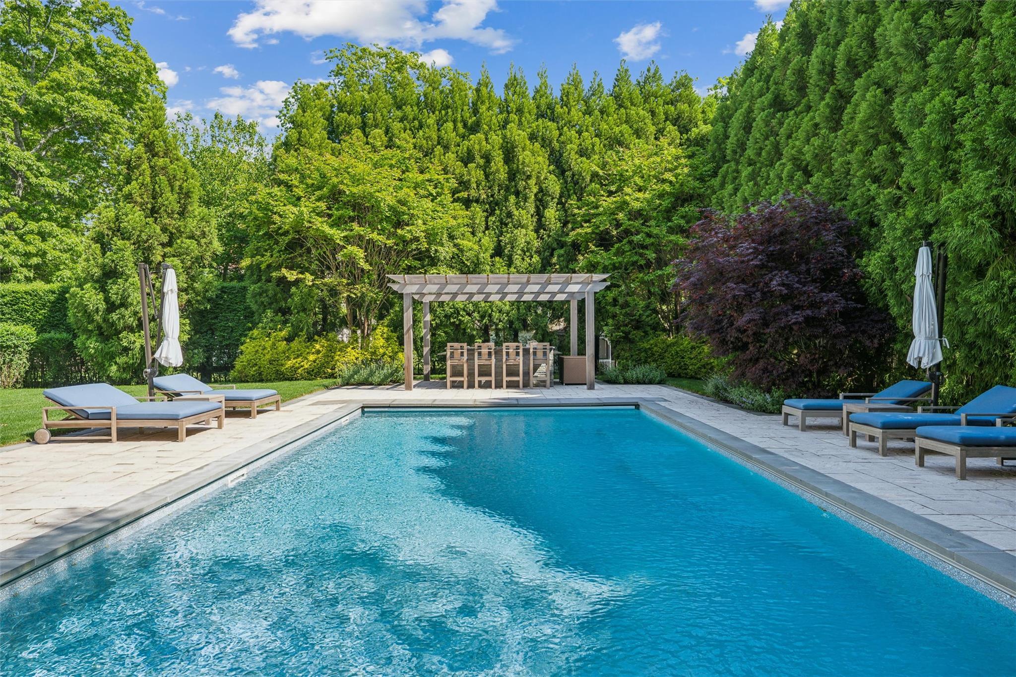 Single Family Landing  Suffolk County, NY 11942, MLS-874610-25