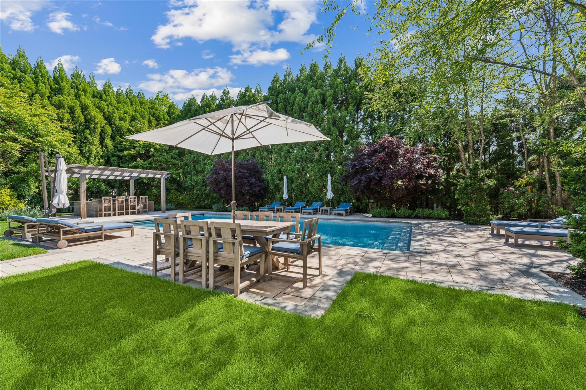 Single Family Landing  Suffolk County, NY 11942, MLS-874610-26