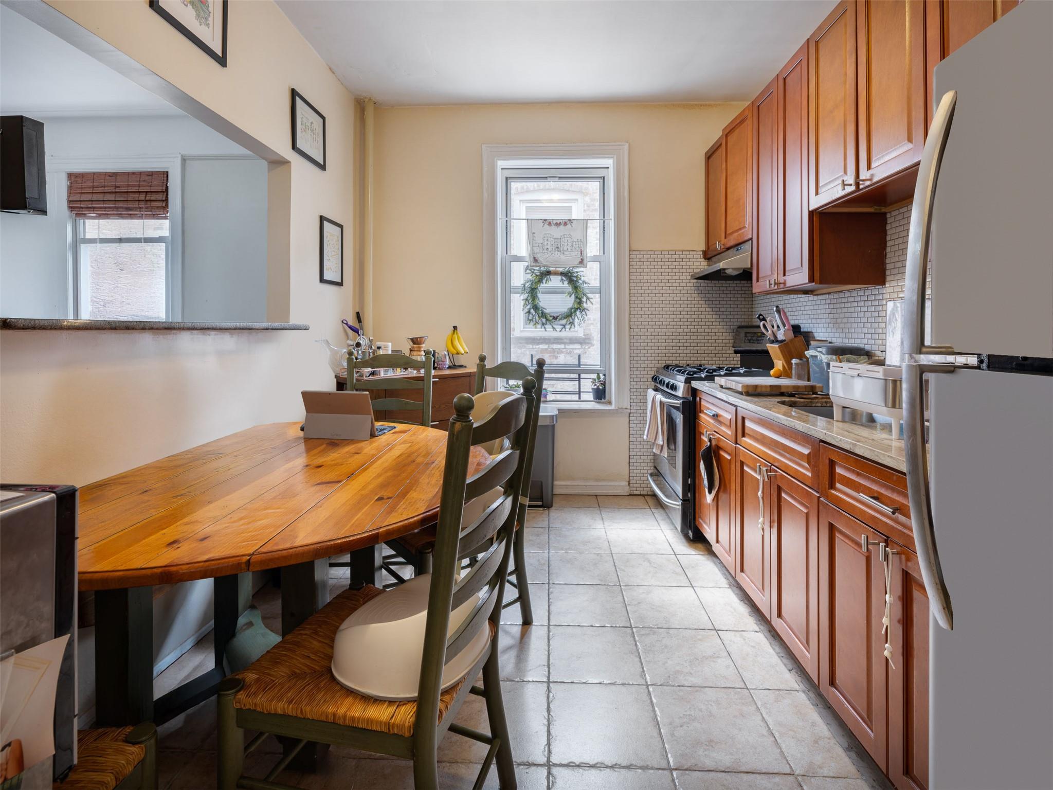 Single Family 21st  Queens, NY 11105, MLS-874611-10