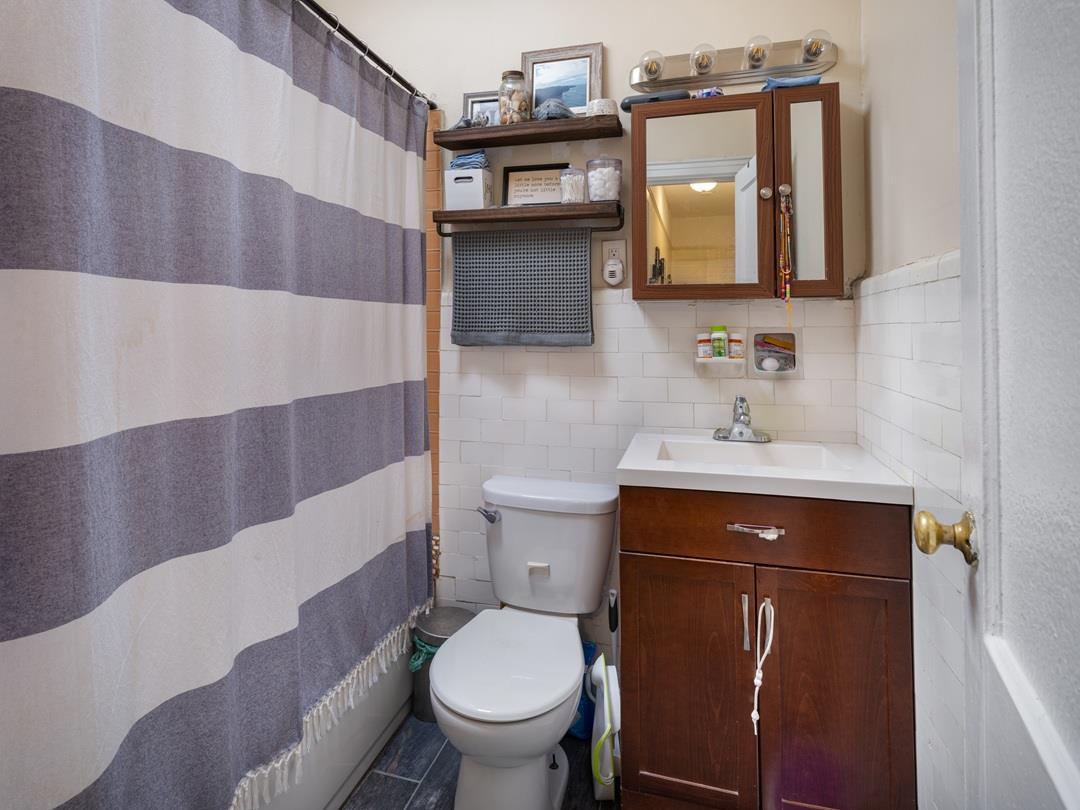 Single Family 21st  Queens, NY 11105, MLS-874611-12