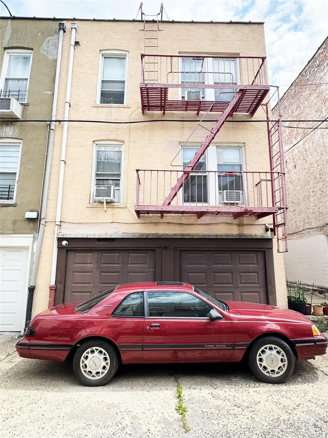Single Family 21st  Queens, NY 11105, MLS-874611-14