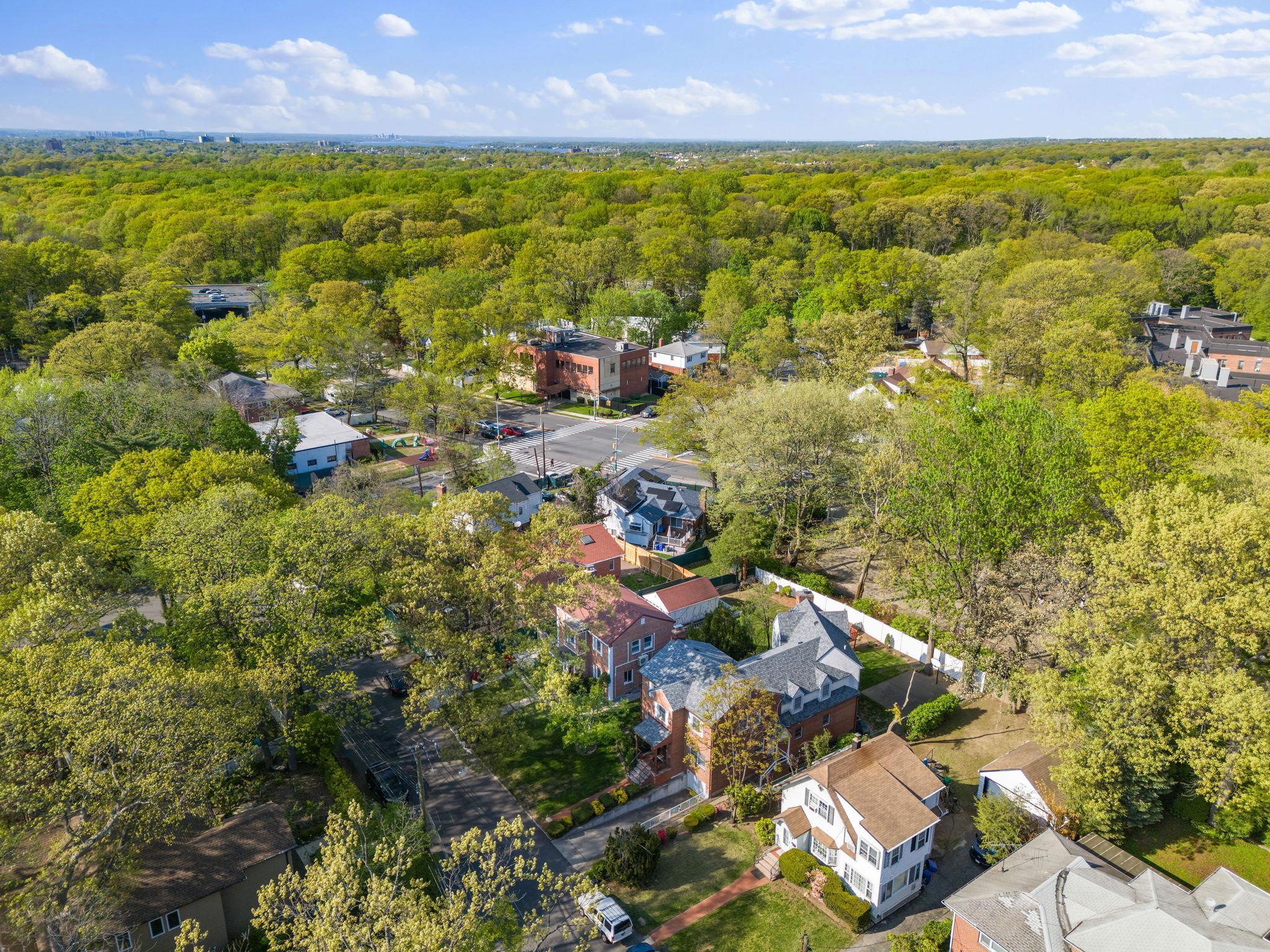 Single Family Dunton  Queens, NY 11423, MLS-874614-26