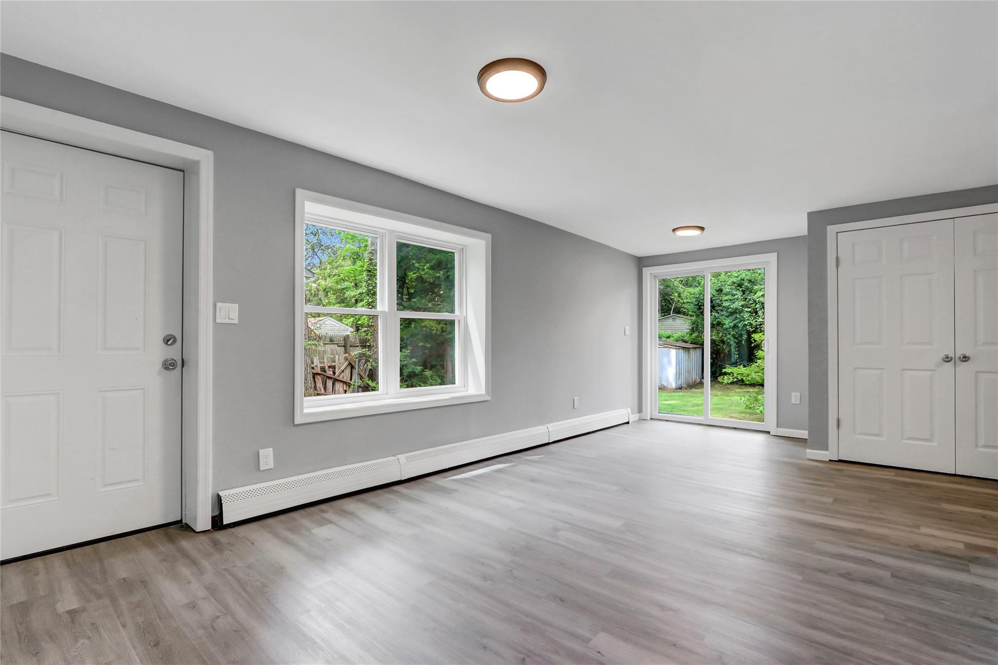 Single Family Broadway  Suffolk County, NY 11950, MLS-874628-10