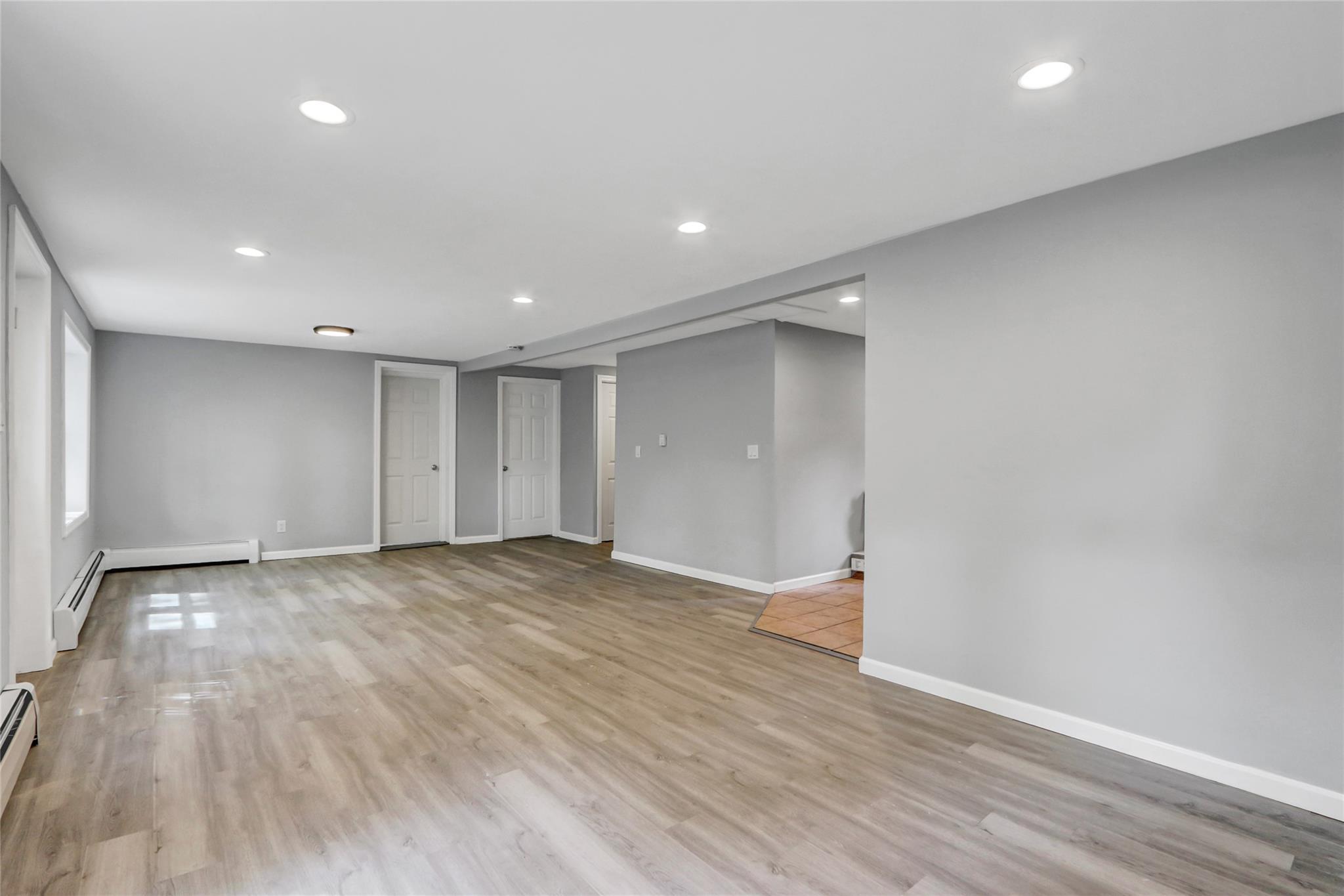 Single Family Broadway  Suffolk County, NY 11950, MLS-874628-5