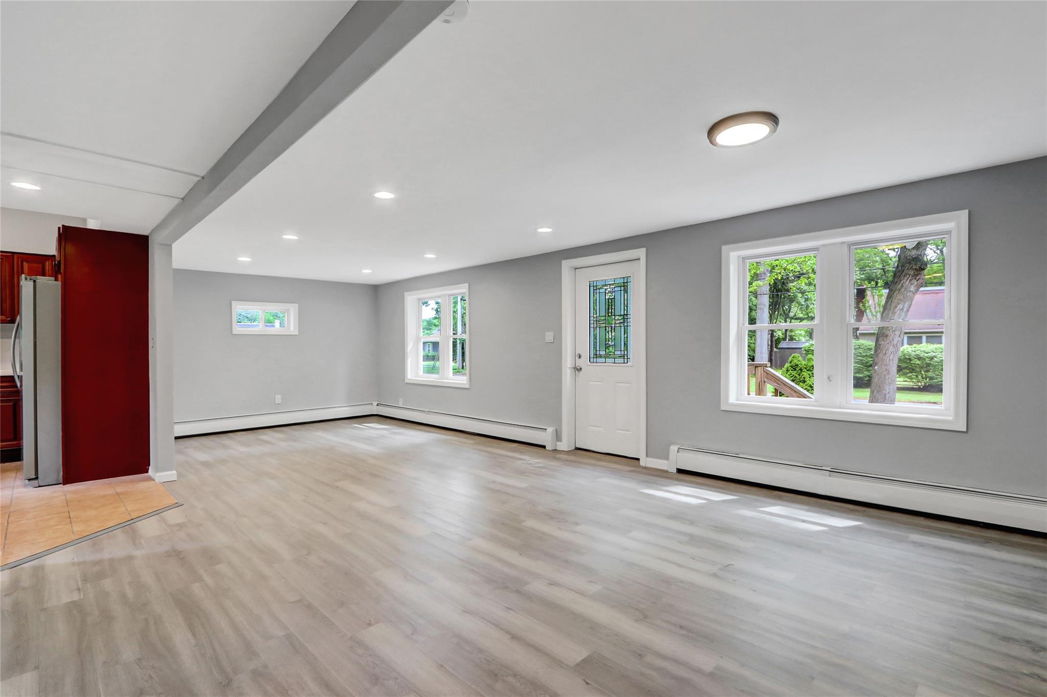 Single Family Broadway  Suffolk County, NY 11950, MLS-874628-6