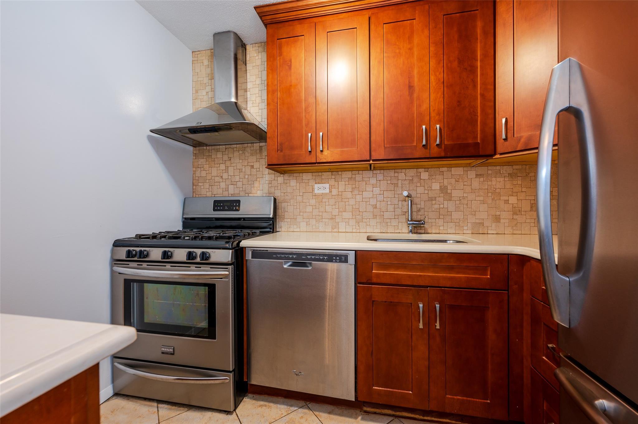 Coop Henry Street  Brooklyn, NY 11201, MLS-874639-10