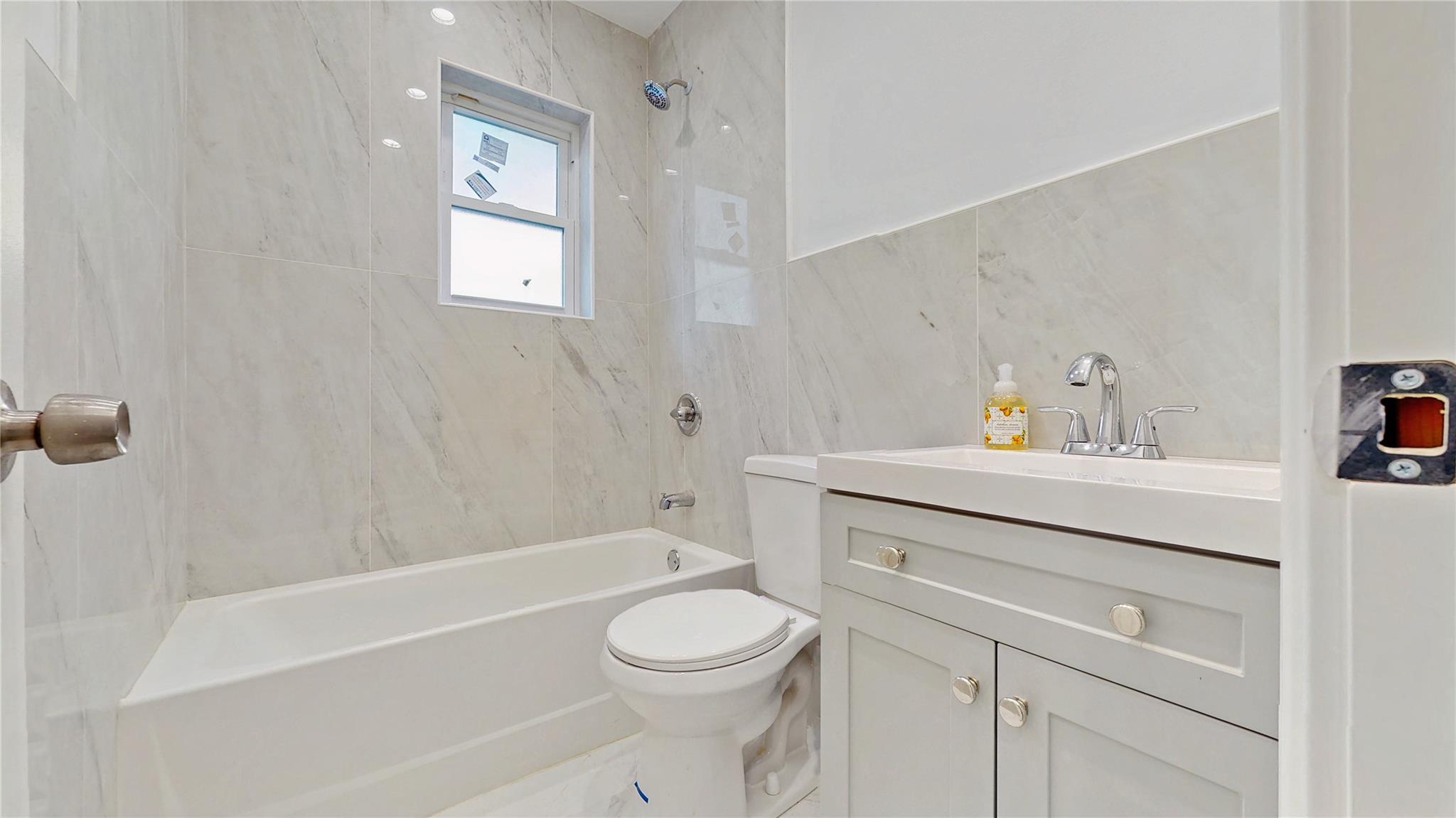 Single Family 224  Queens, NY 11413, MLS-874657-12