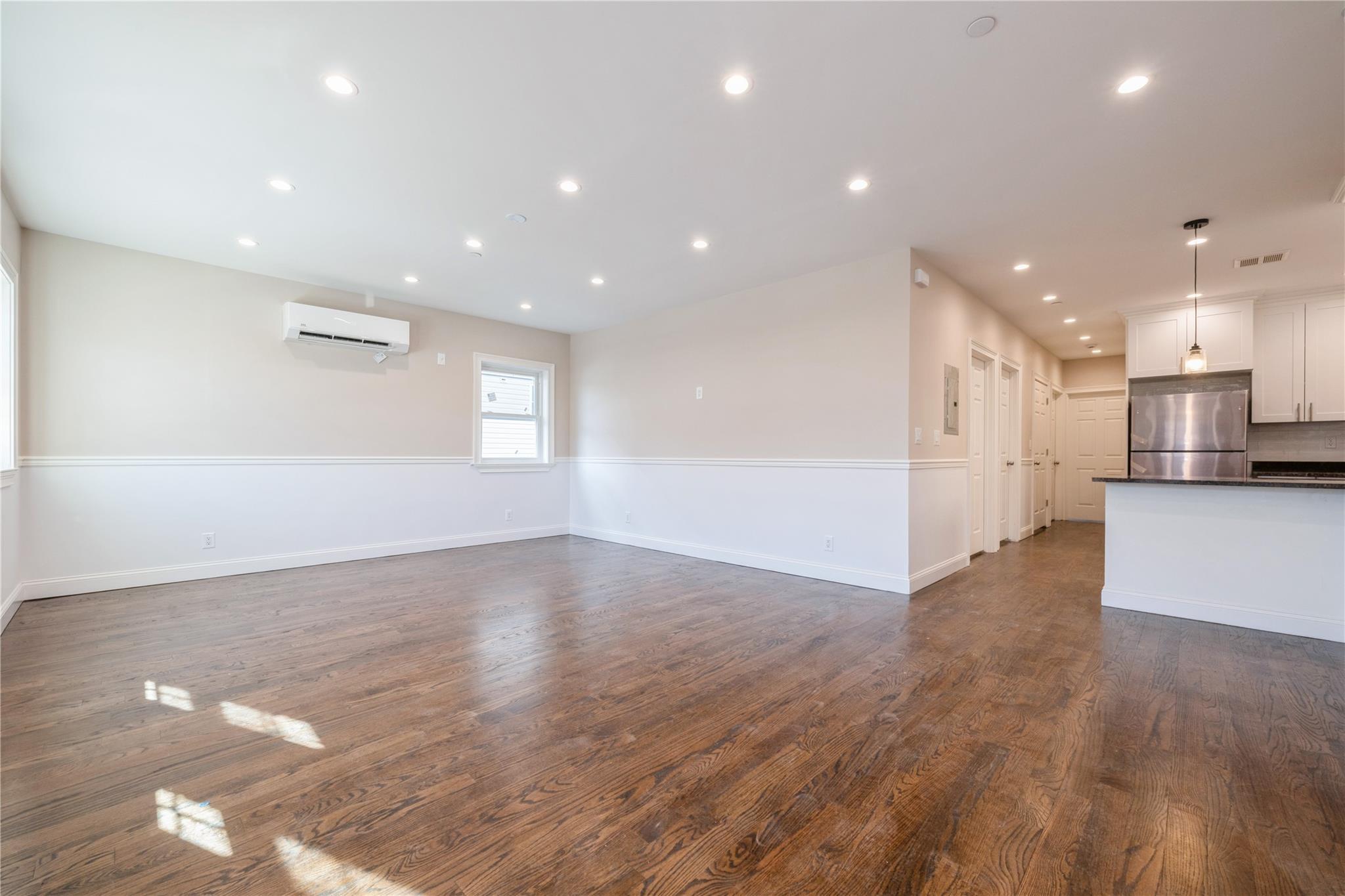 Single Family 224  Queens, NY 11413, MLS-874657-14