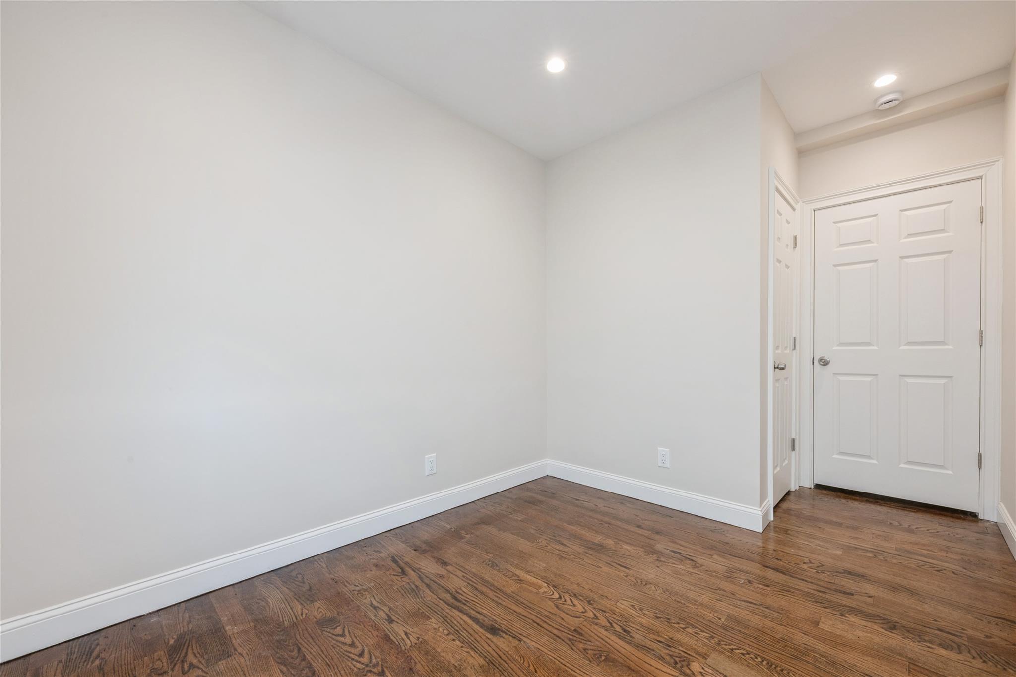 Single Family 224  Queens, NY 11413, MLS-874657-18