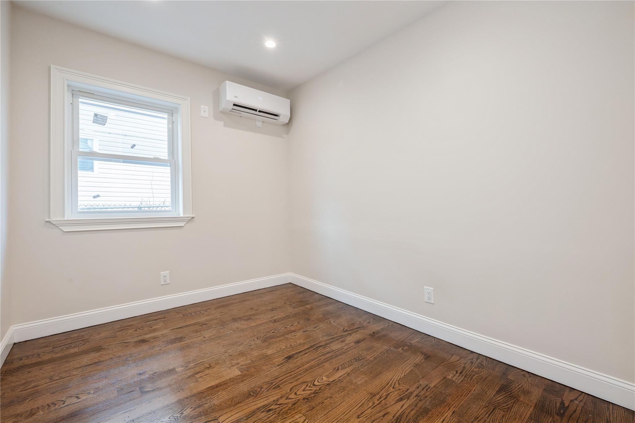 Single Family 224  Queens, NY 11413, MLS-874657-23