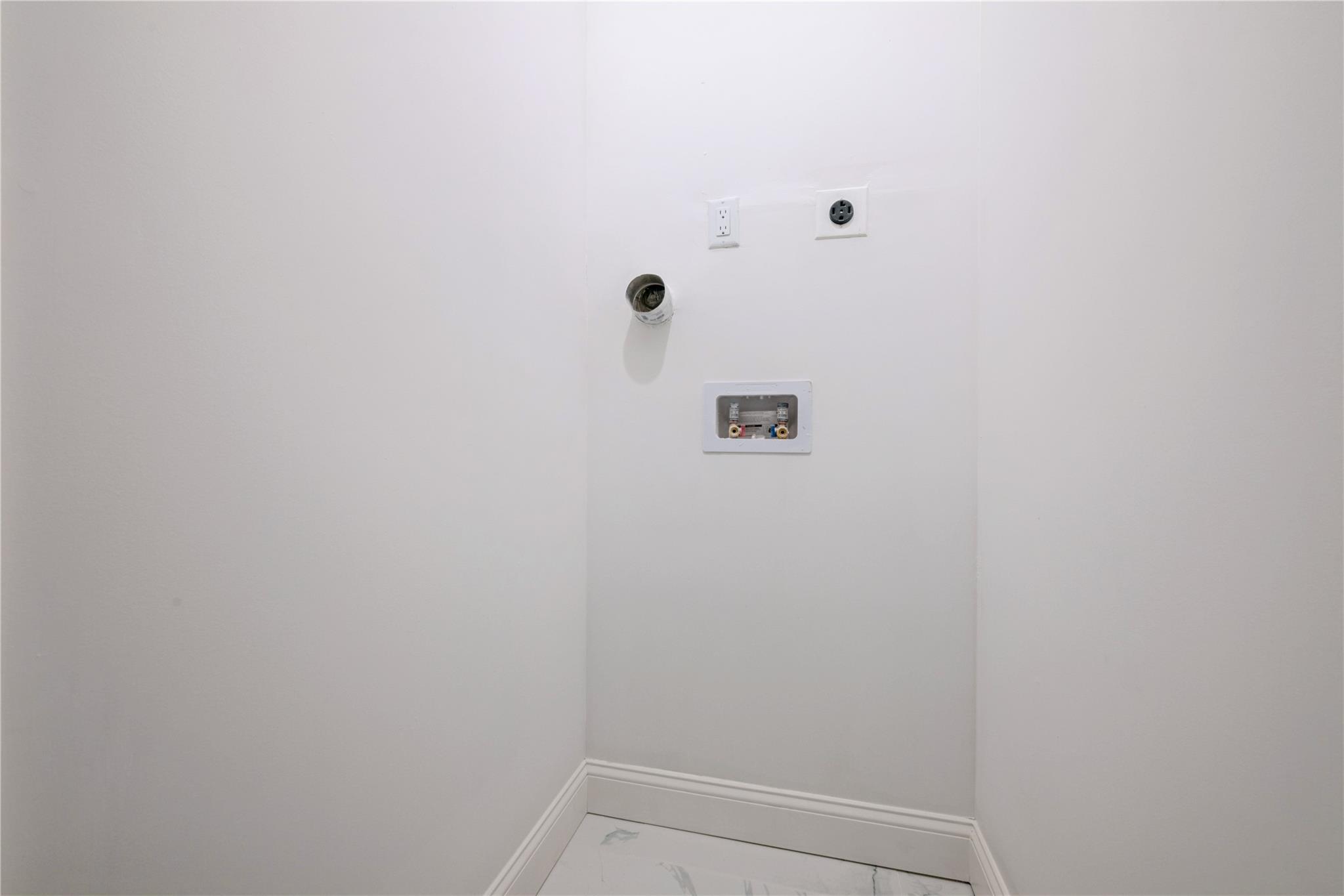 Single Family 224  Queens, NY 11413, MLS-874657-31