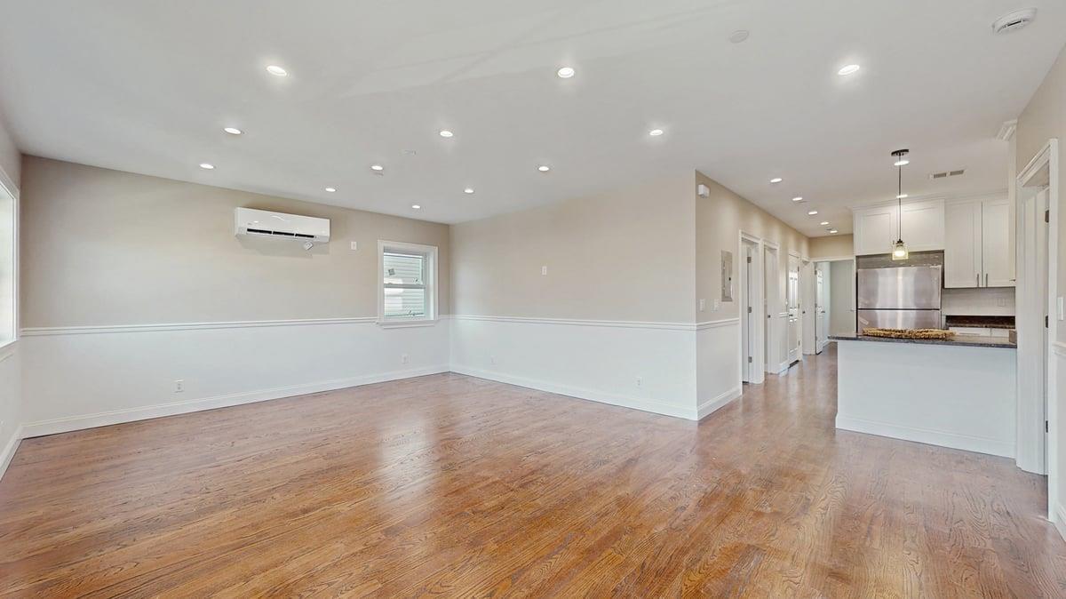 Single Family 224  Queens, NY 11413, MLS-874657-4