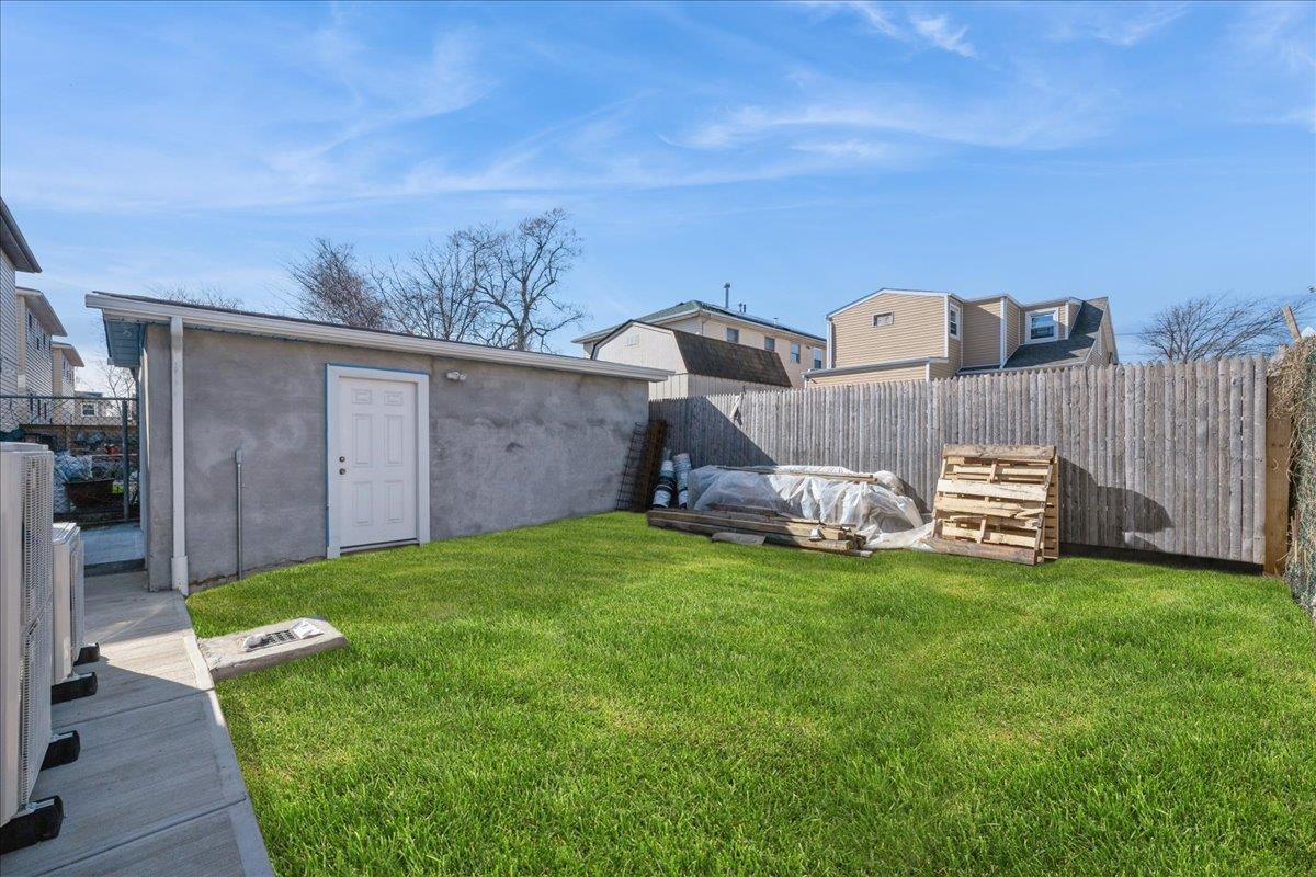 Single Family 224  Queens, NY 11413, MLS-874657-49