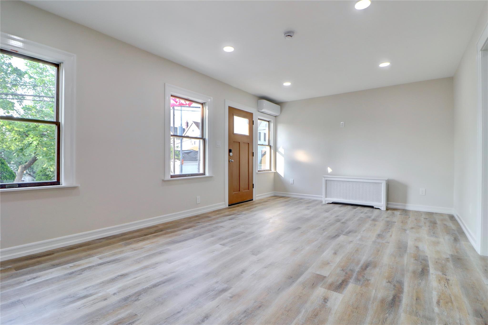 Single Family 80th  Queens, NY 11385, MLS-874660-6