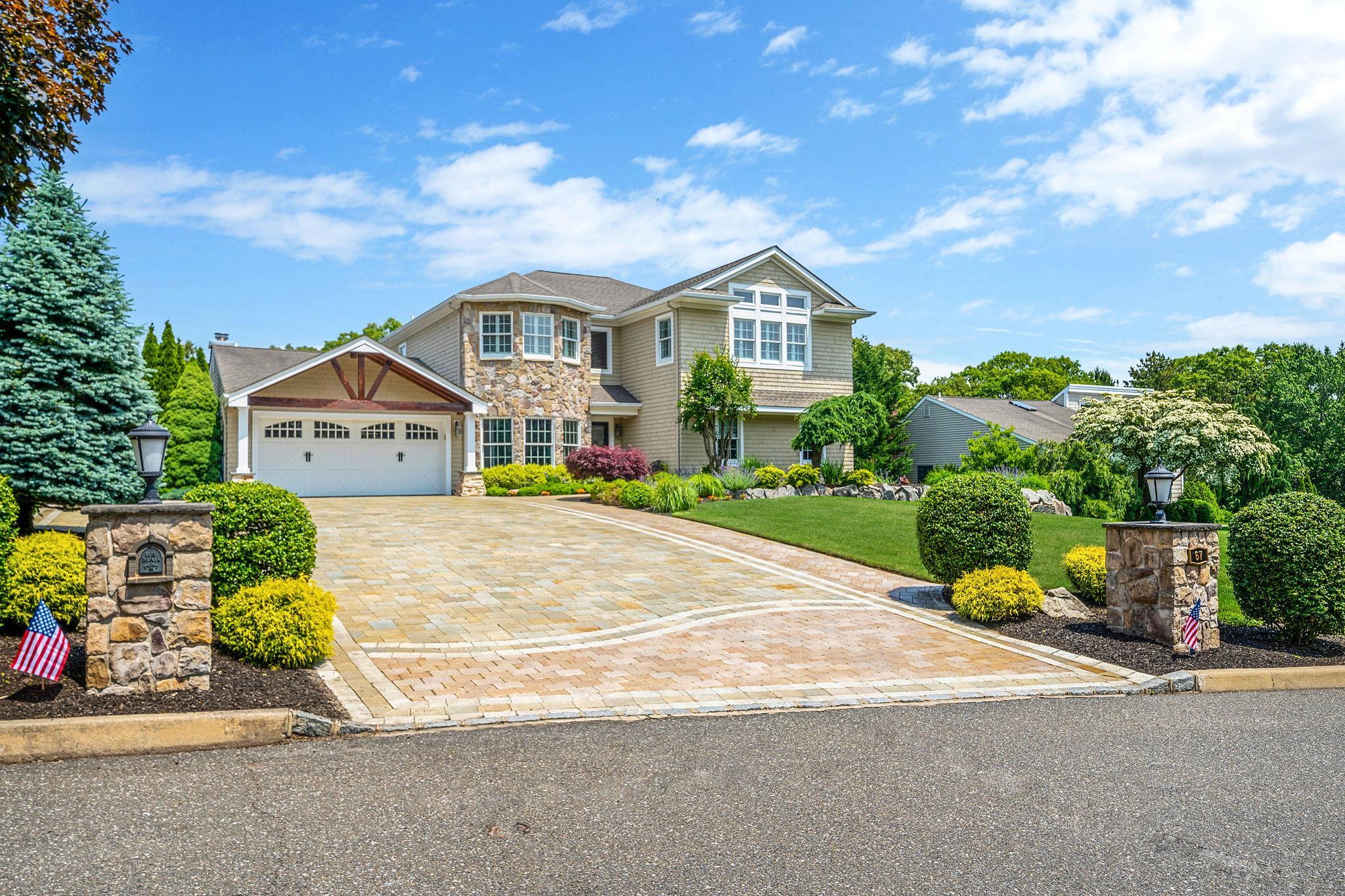 Single Family Lindron  Suffolk County, NY 11787, MLS-874668-3