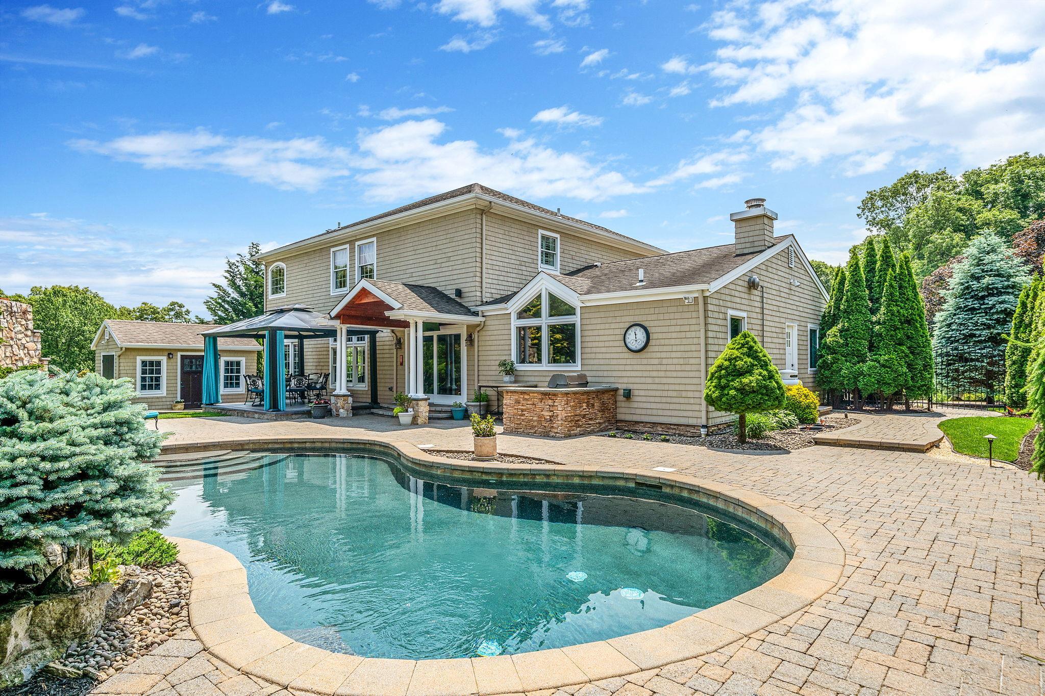 Single Family Lindron  Suffolk County, NY 11787, MLS-874668-32