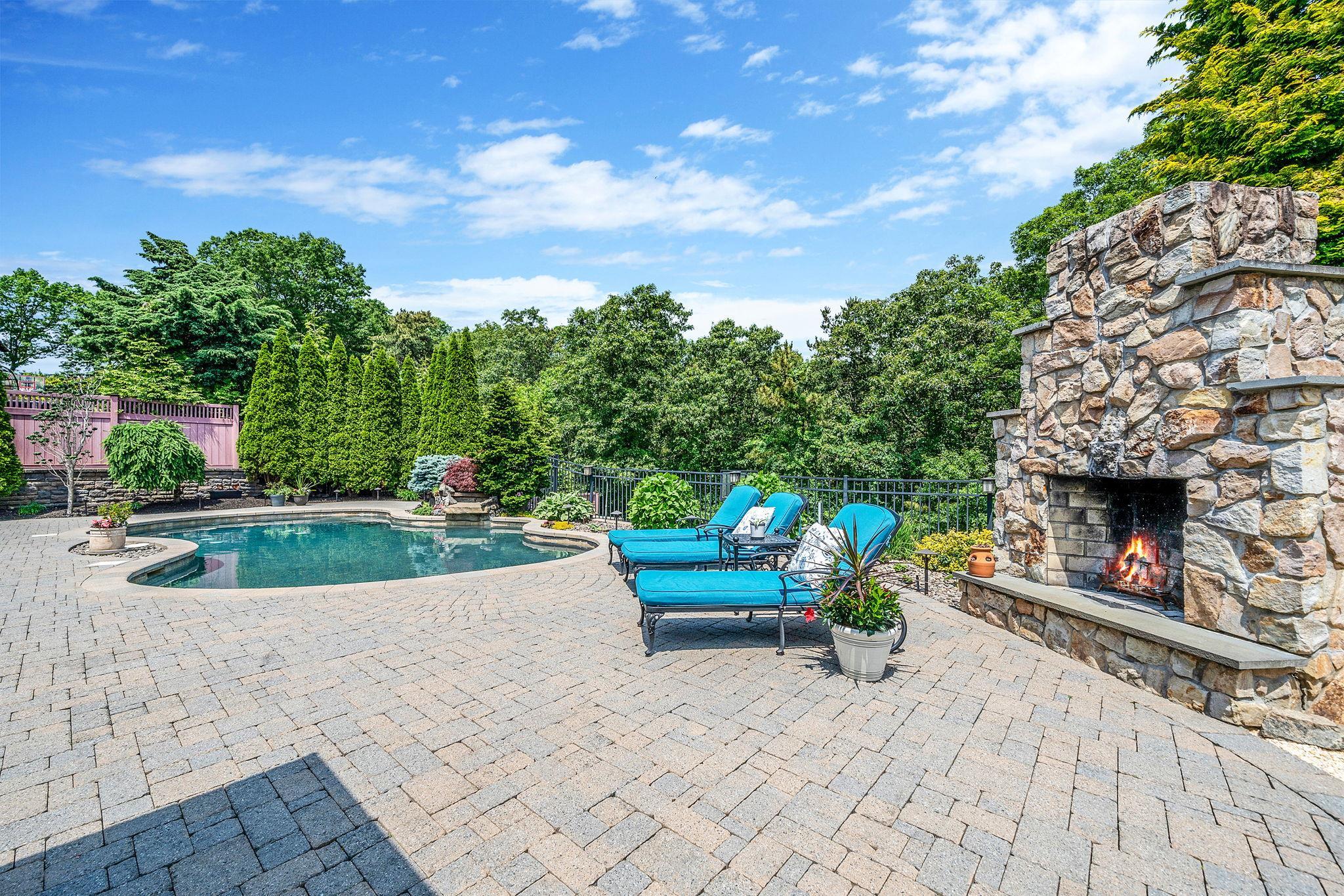 Single Family Lindron  Suffolk County, NY 11787, MLS-874668-33