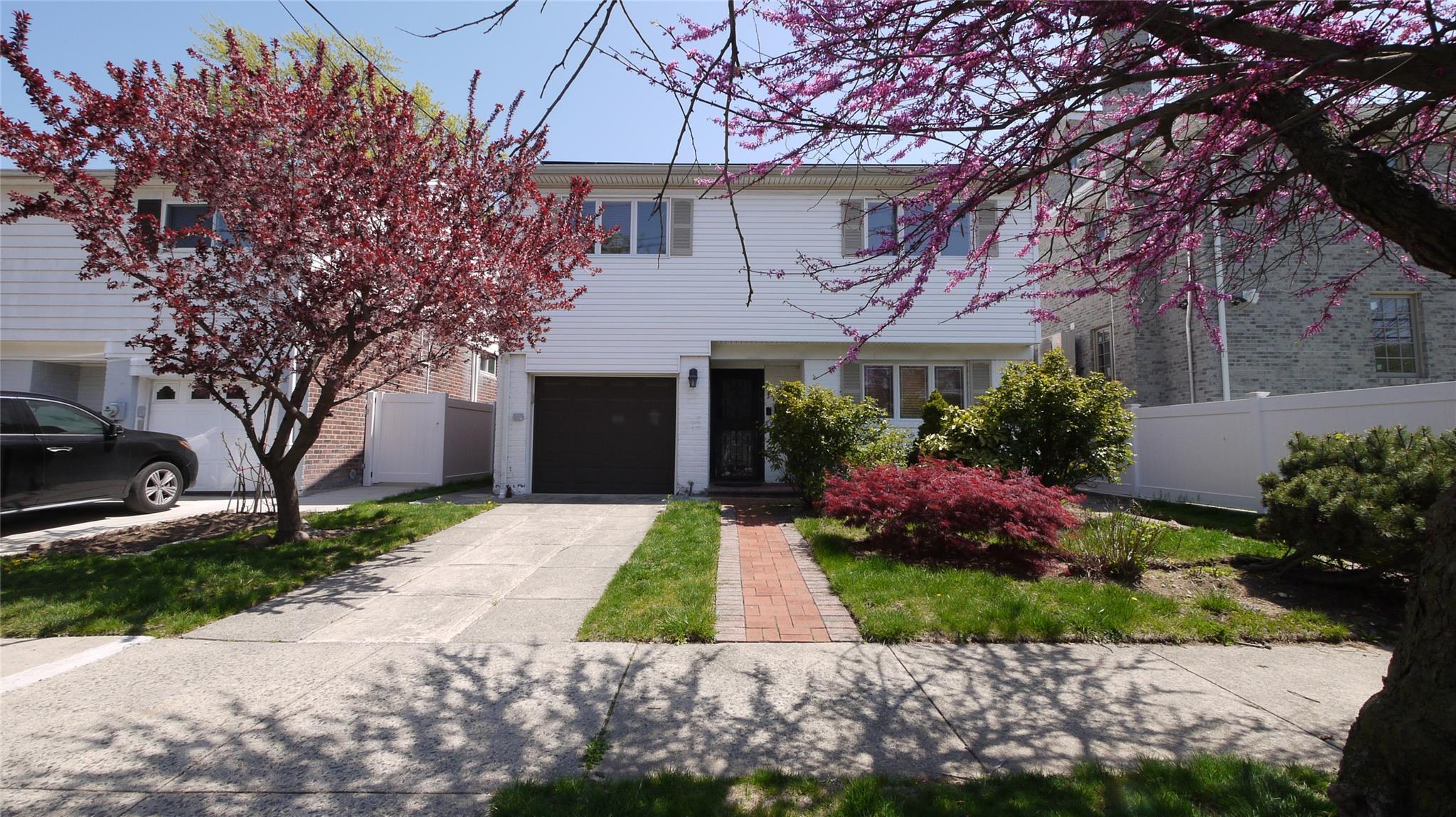 Single Family 201st  Queens, NY 11360, MLS-874678-23