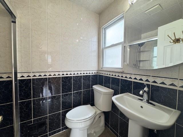 Single Family 15th  Queens, NY 11360, MLS-874688-13