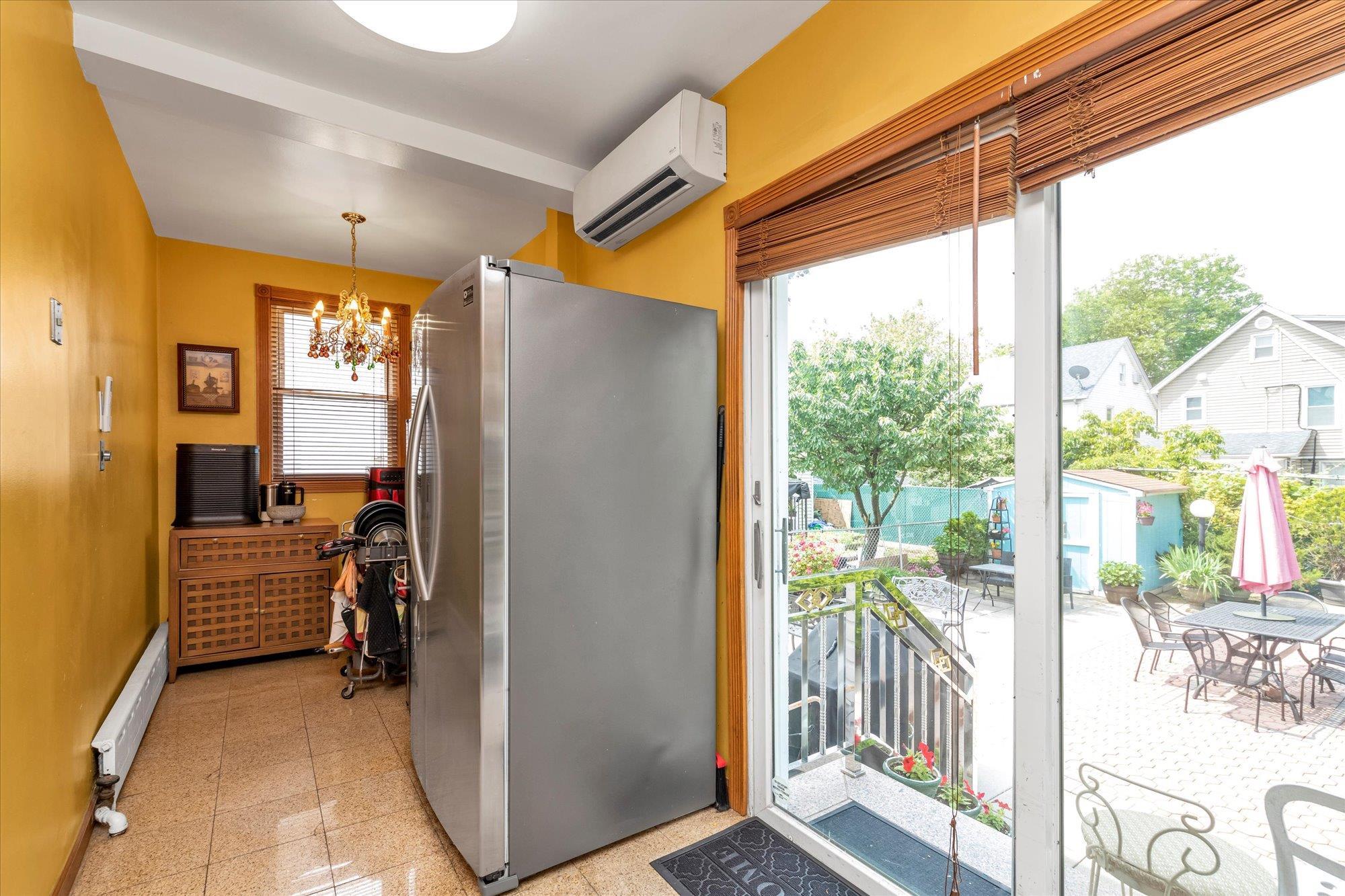 Single Family 206  Queens, NY 11364, MLS-874699-12